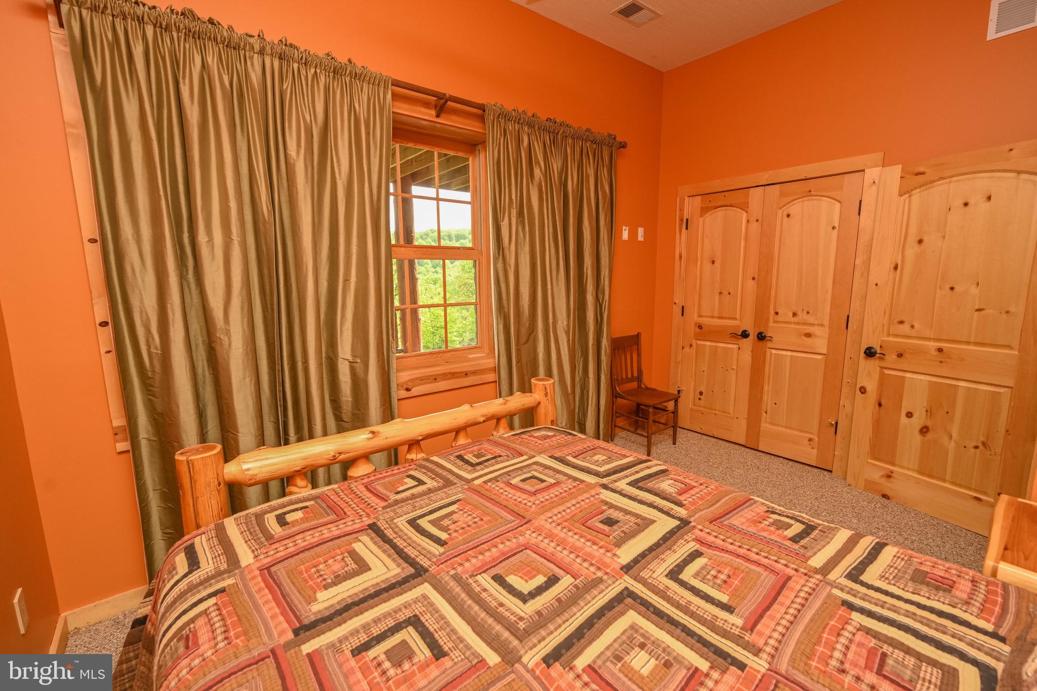 SOUTHRIDGE - Residential