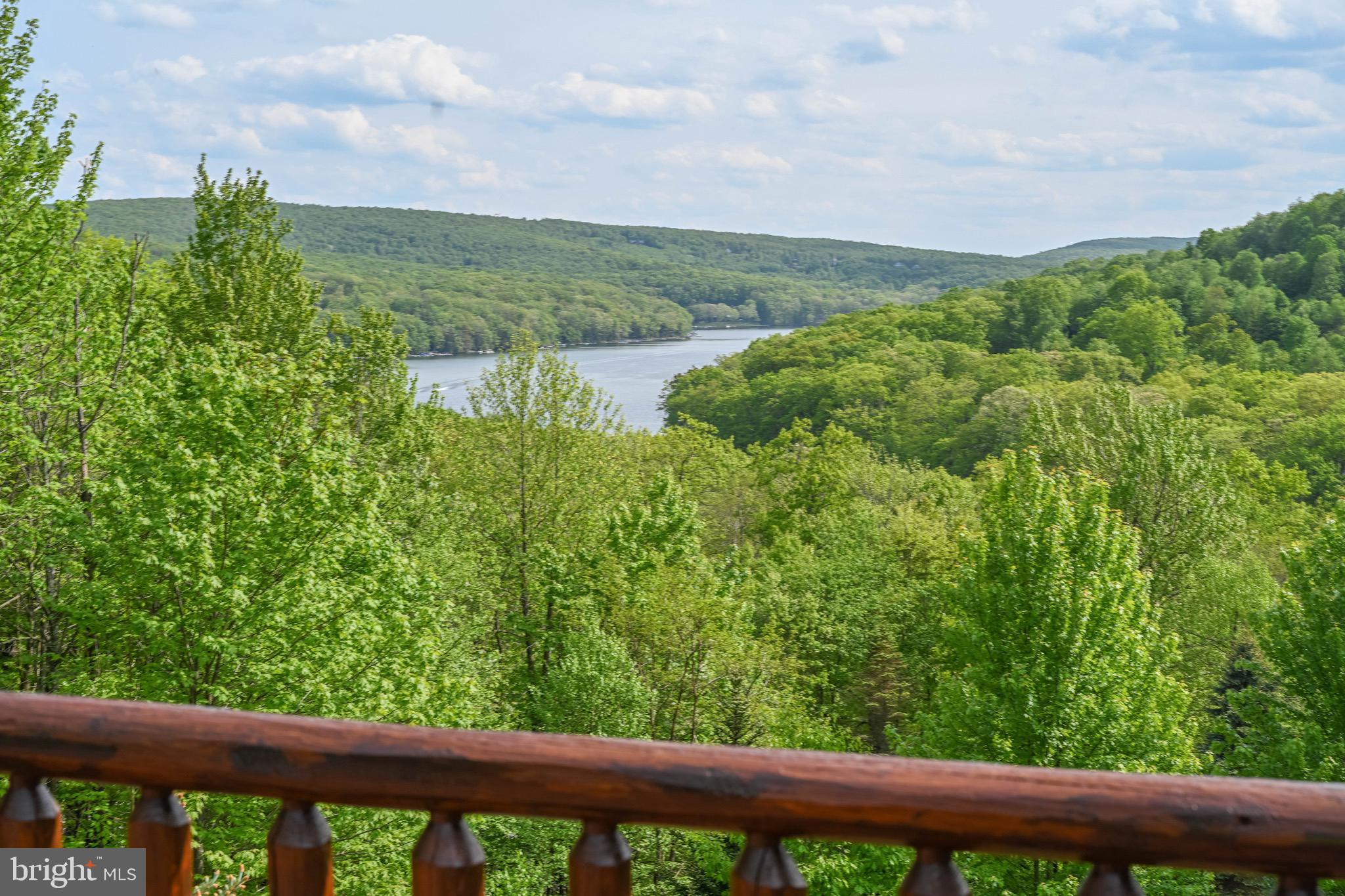 SOUTHRIDGE - Residential