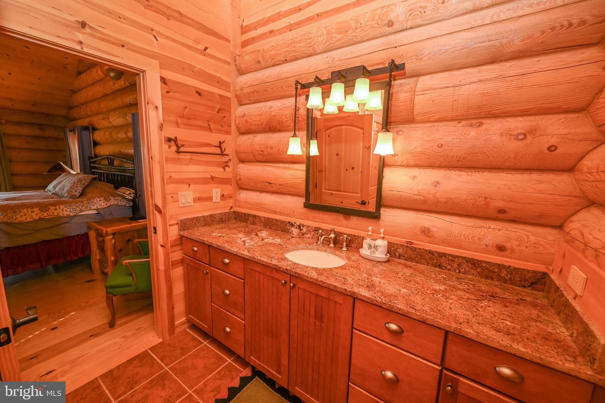 SOUTHRIDGE - Residential