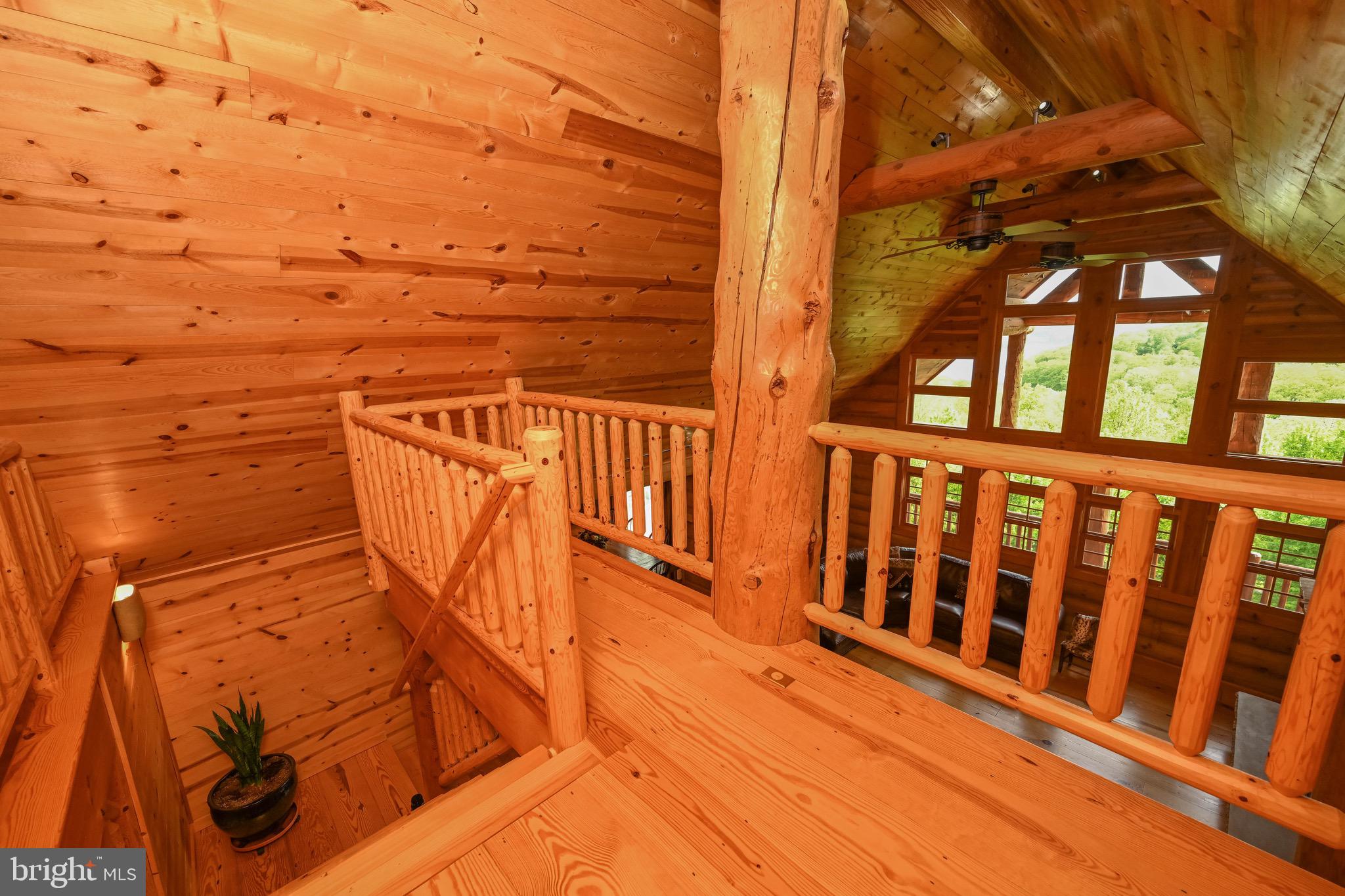 SOUTHRIDGE - Residential