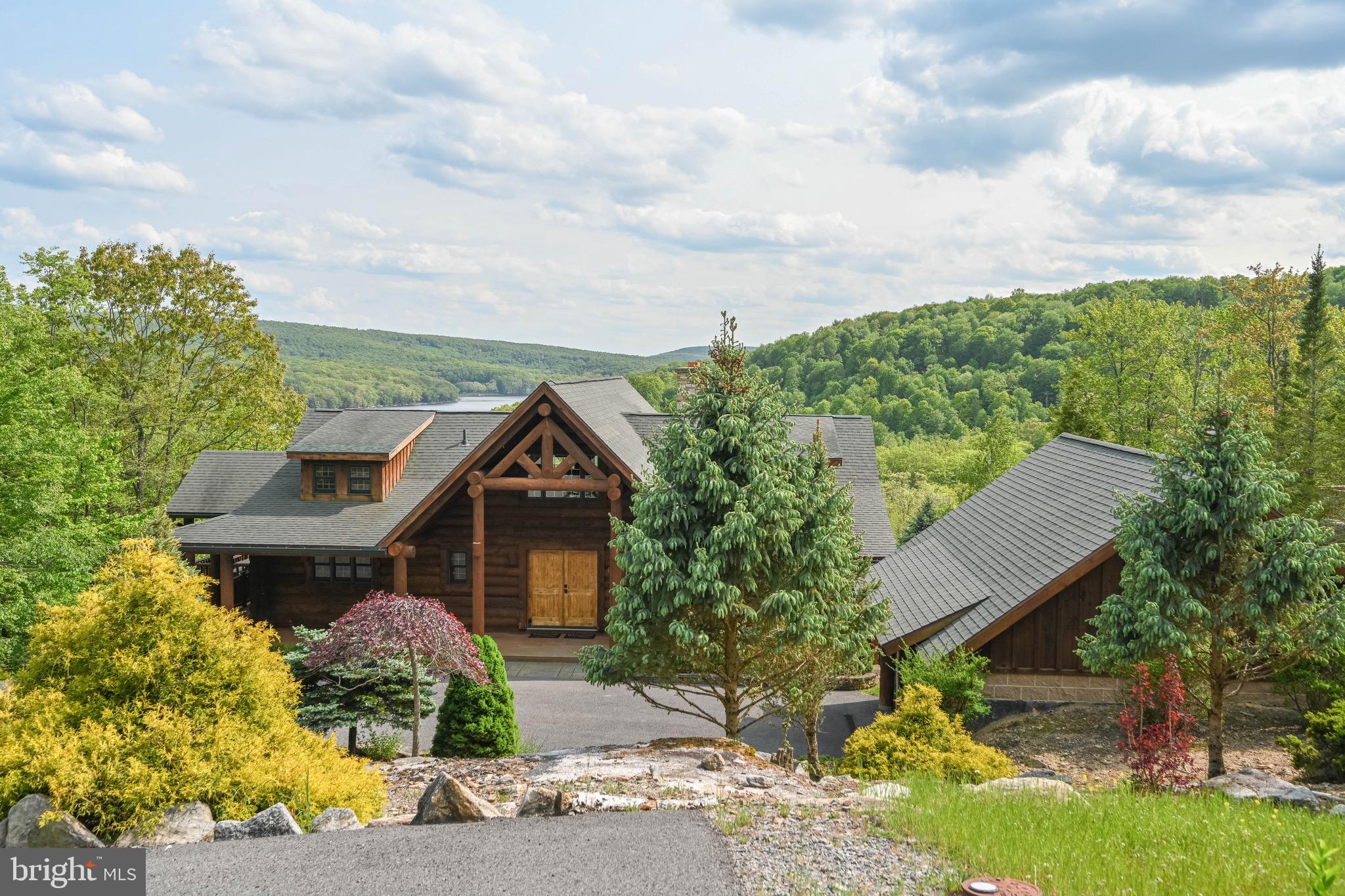 SOUTHRIDGE - Residential