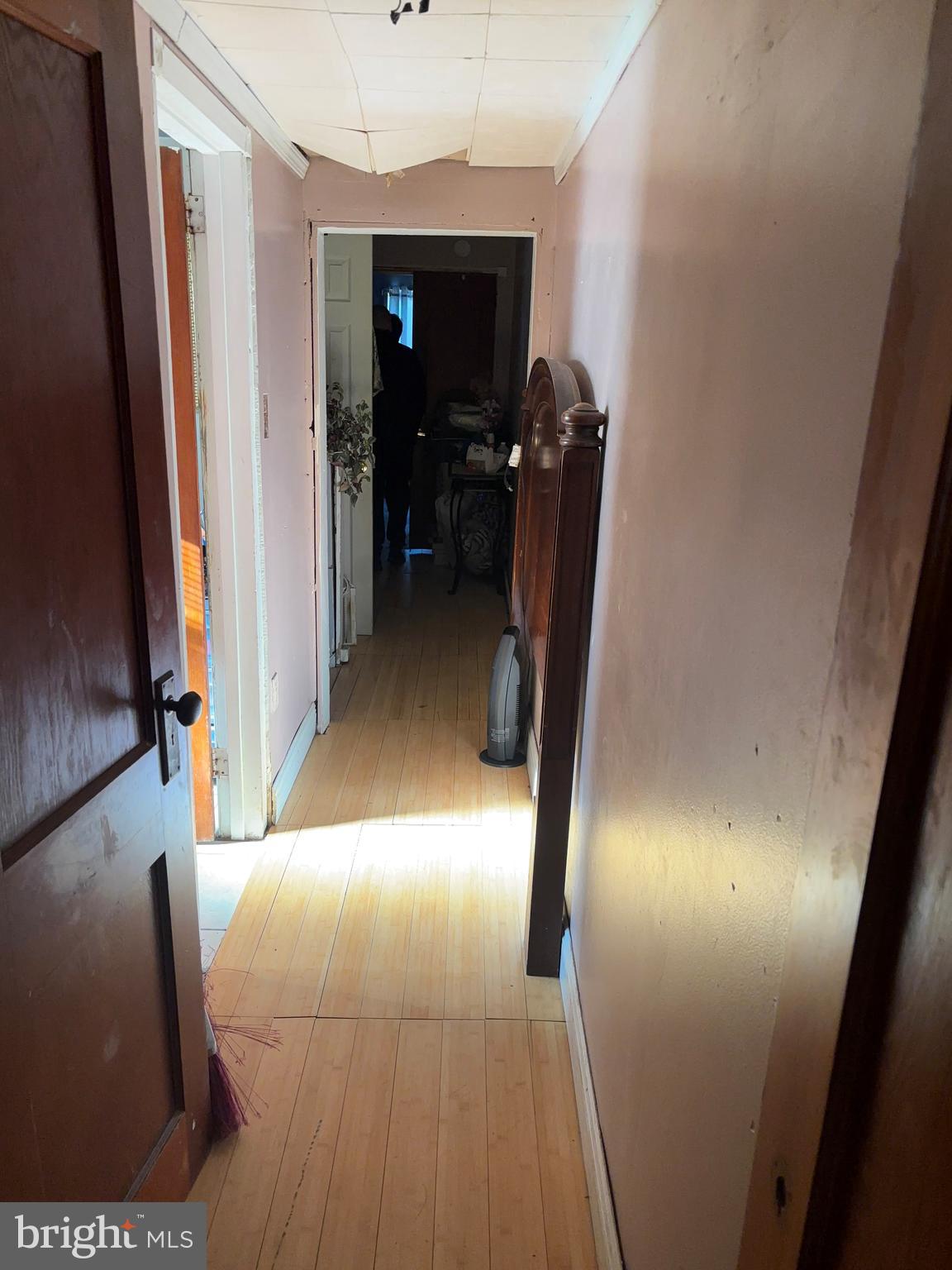 1347 MULBERRY STREET