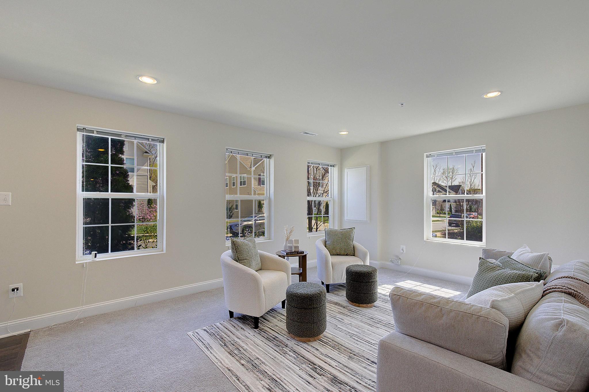 STONEHAVEN - Residential