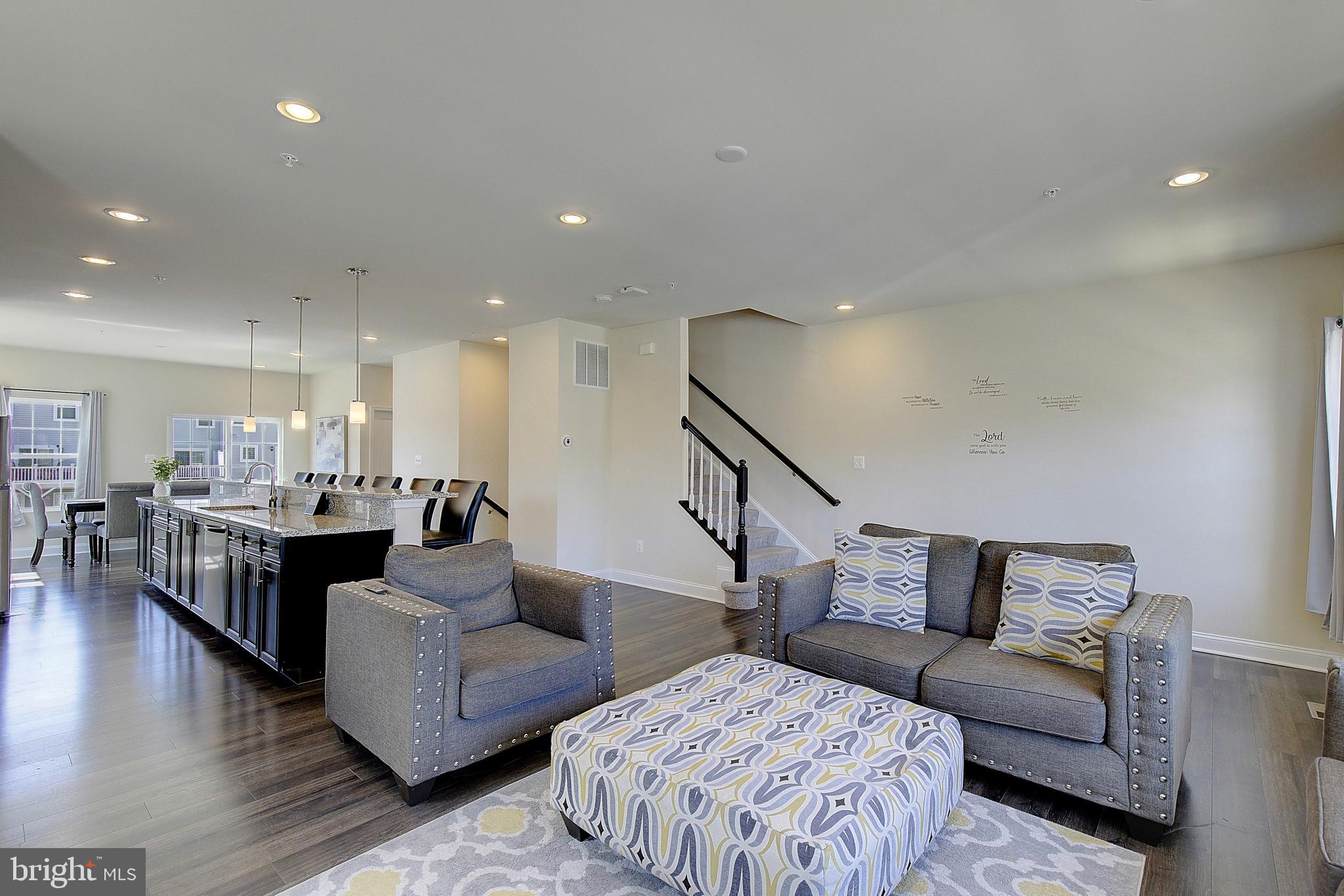 STONEHAVEN - Residential