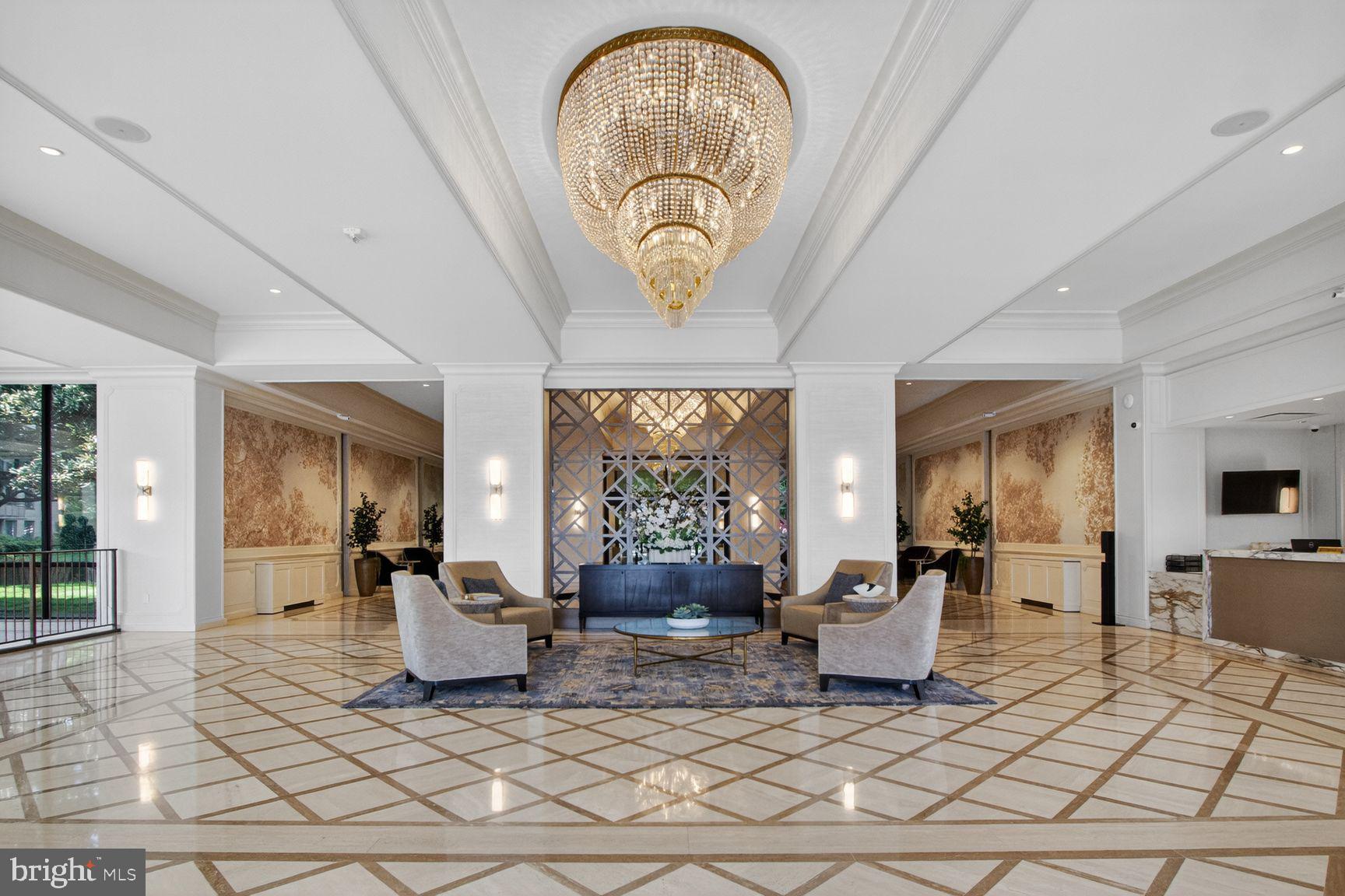 PROMENADE TOWERS - Residential