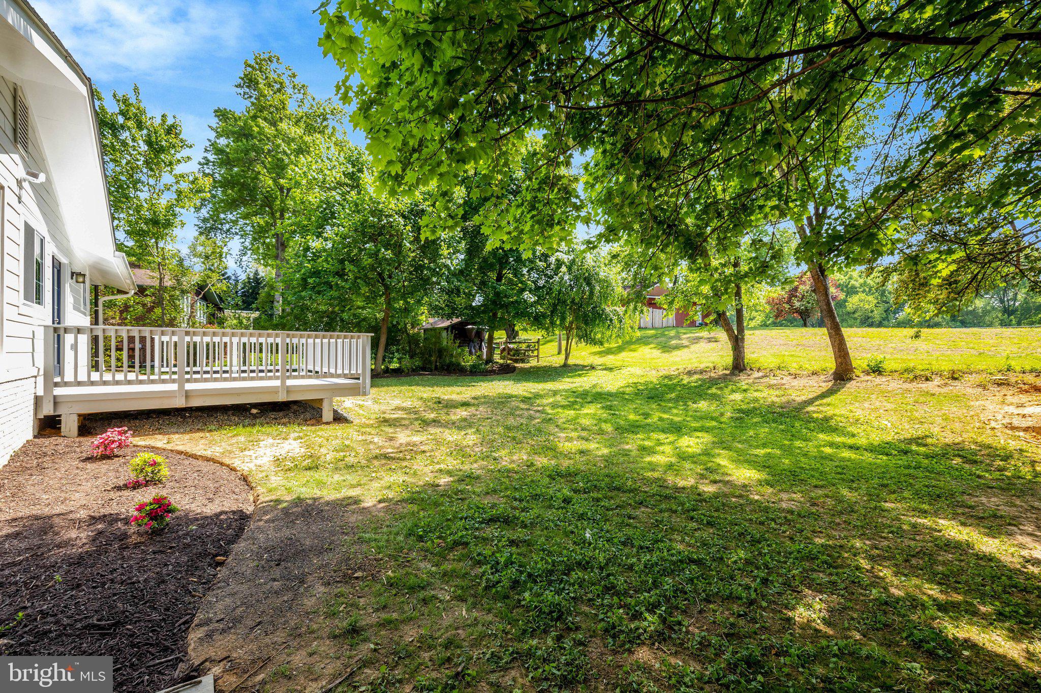 COUNTRY CLUB HILLS - Residential