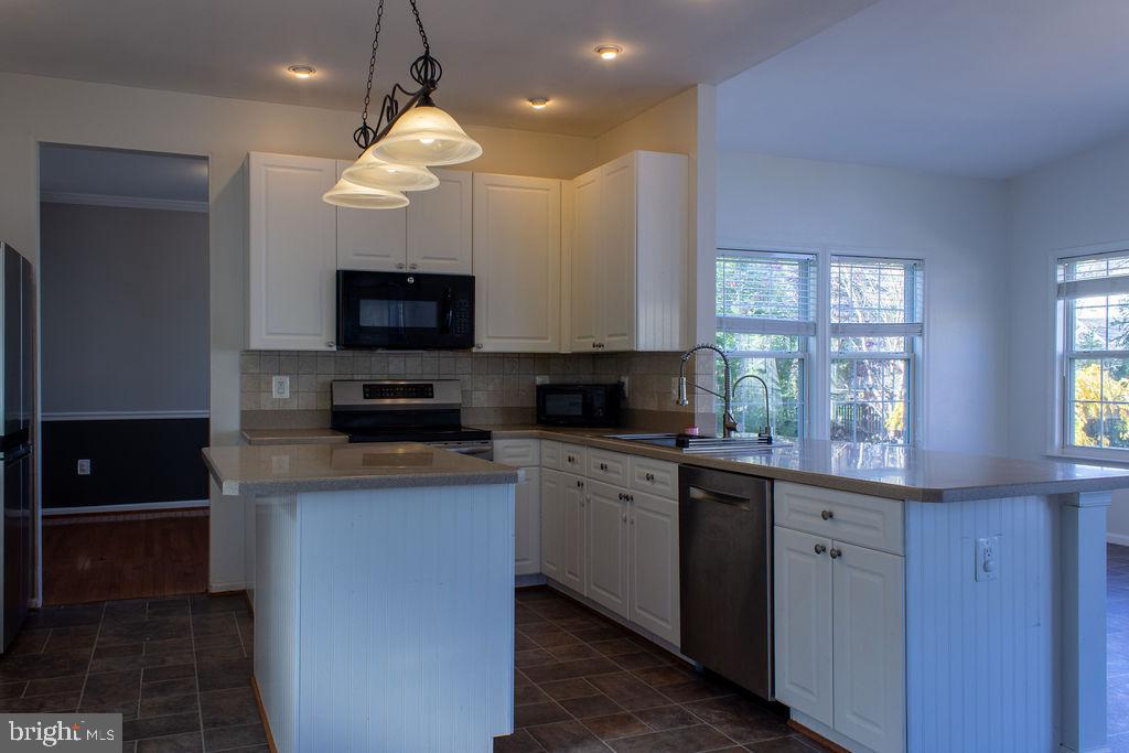 NORTH CROSSING - Residential