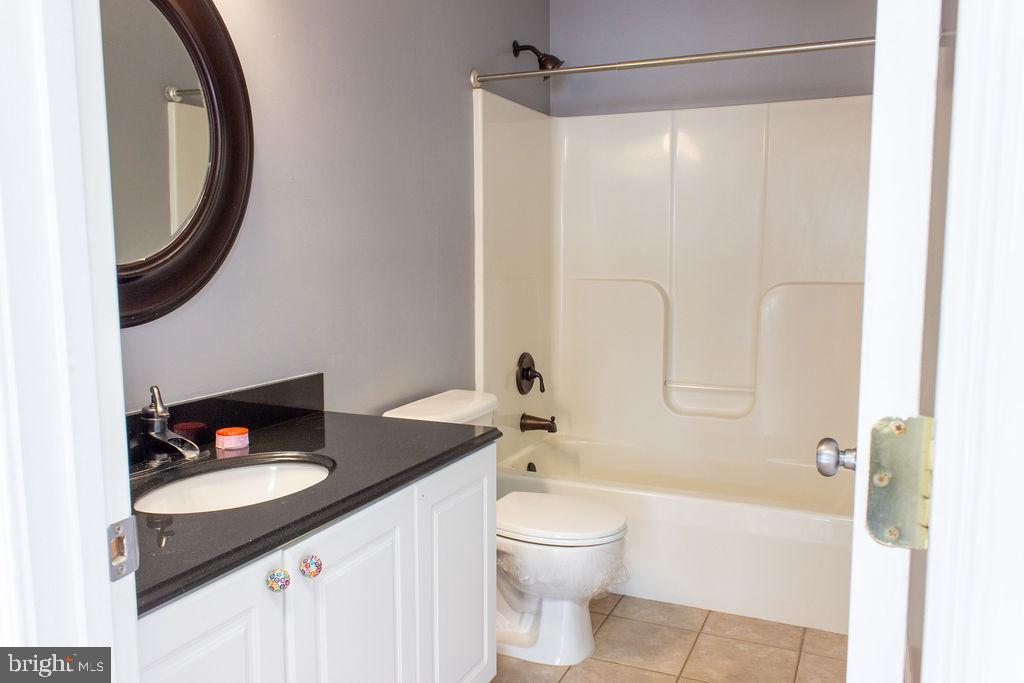 NORTH CROSSING - Residential