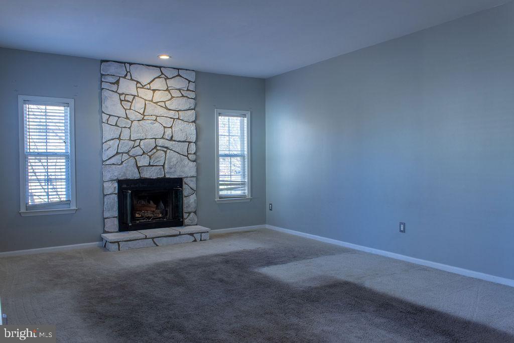 NORTH CROSSING - Residential