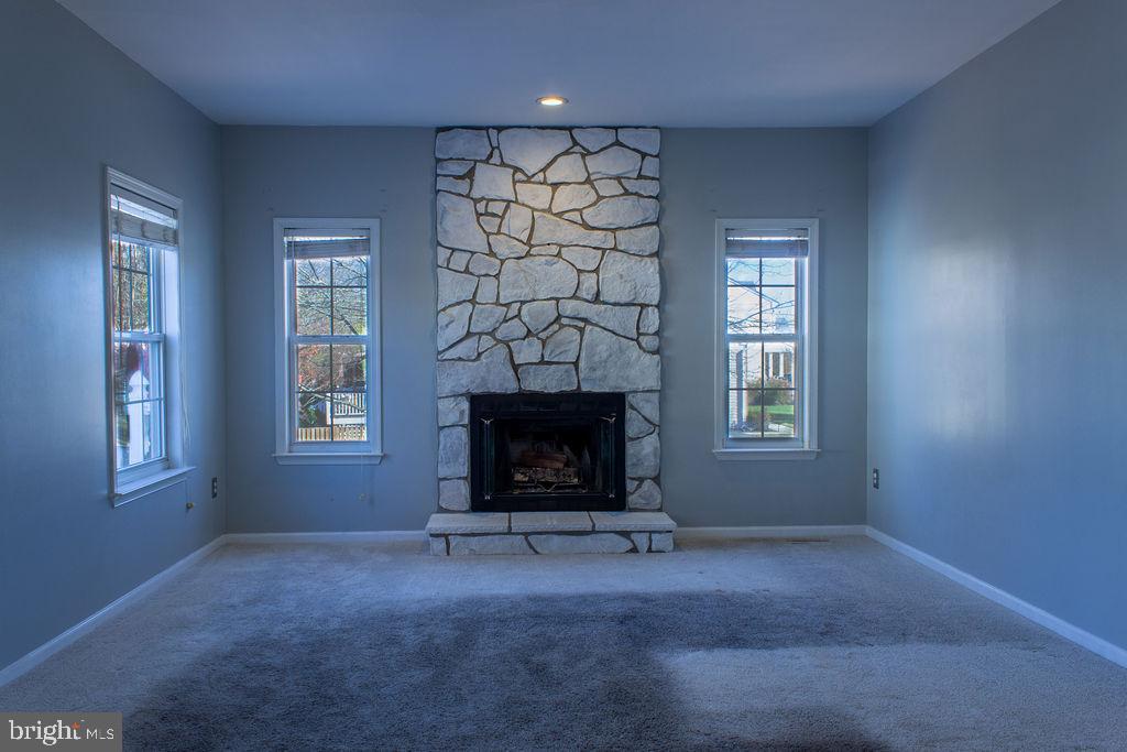 NORTH CROSSING - Residential