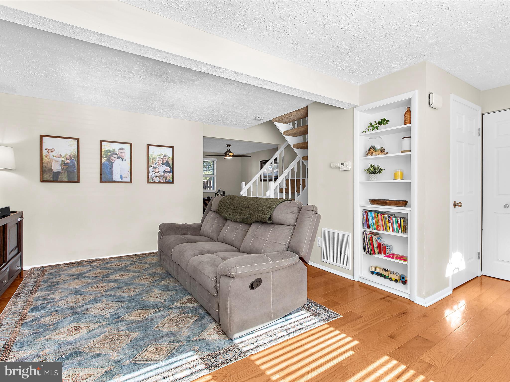 WOODS EDGE TOWNHOME CONDOMINIUMS - Residential