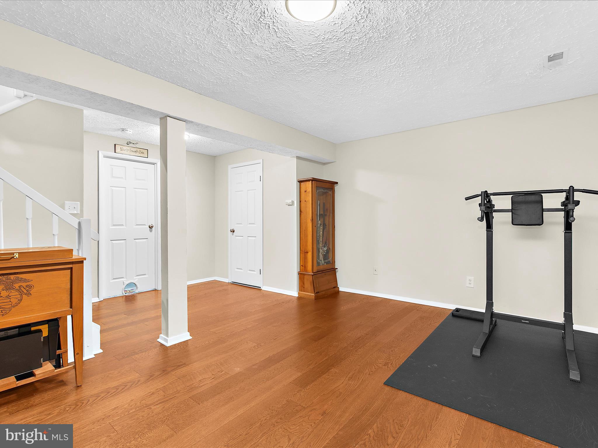 WOODS EDGE TOWNHOME CONDOMINIUMS - Residential