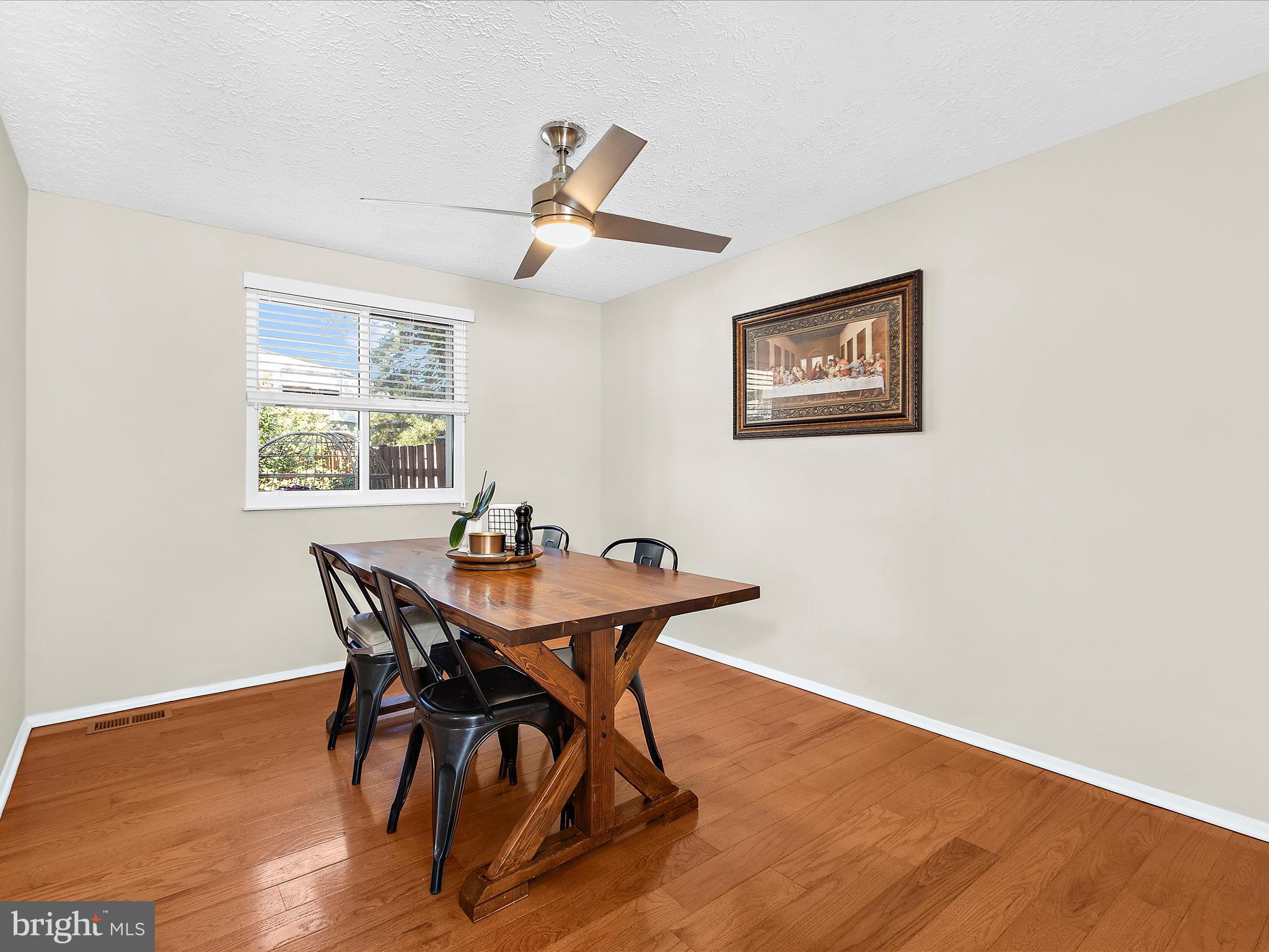 WOODS EDGE TOWNHOME CONDOMINIUMS - Residential