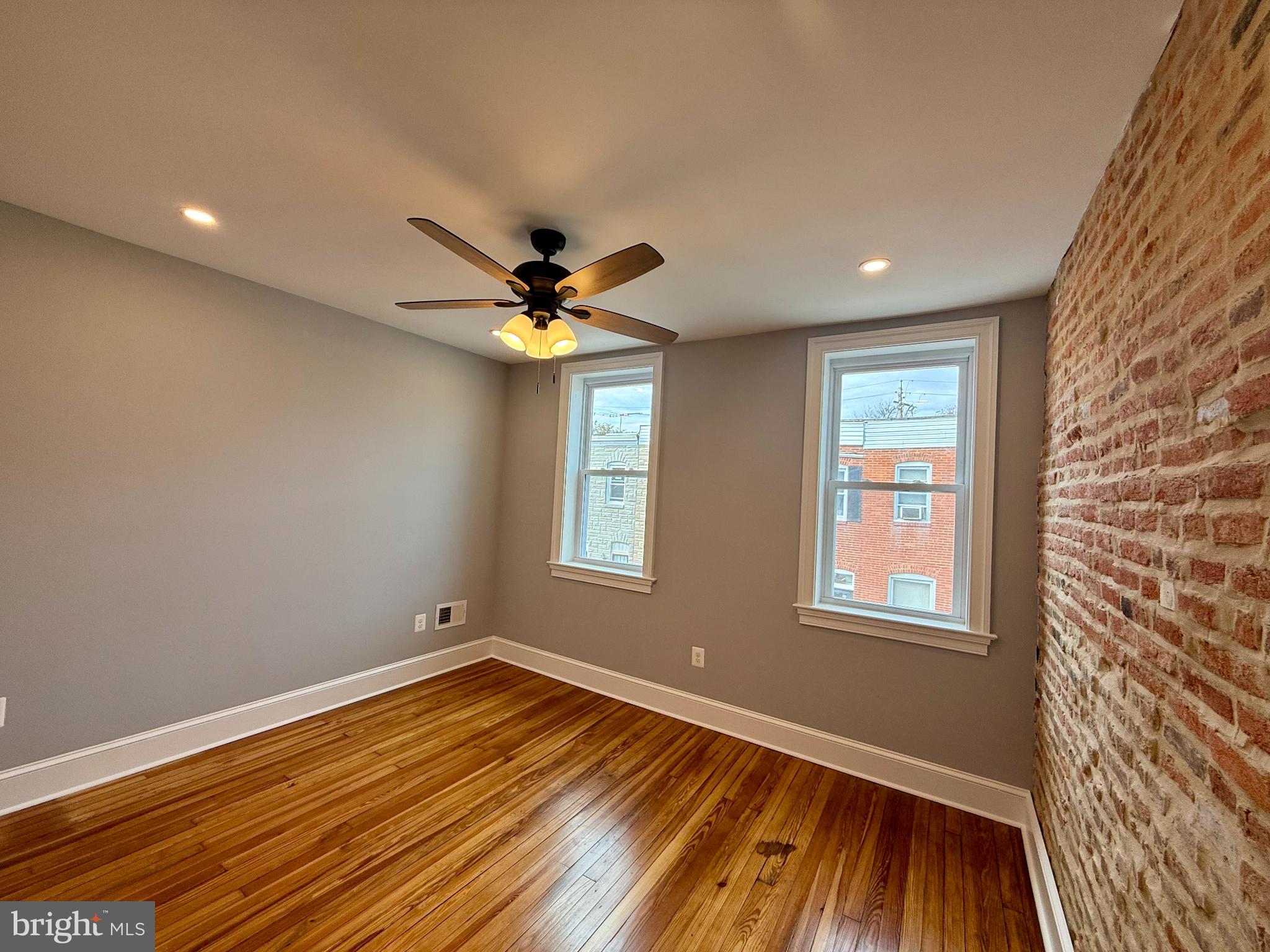 WASHINGTON VILLAGE - Residential