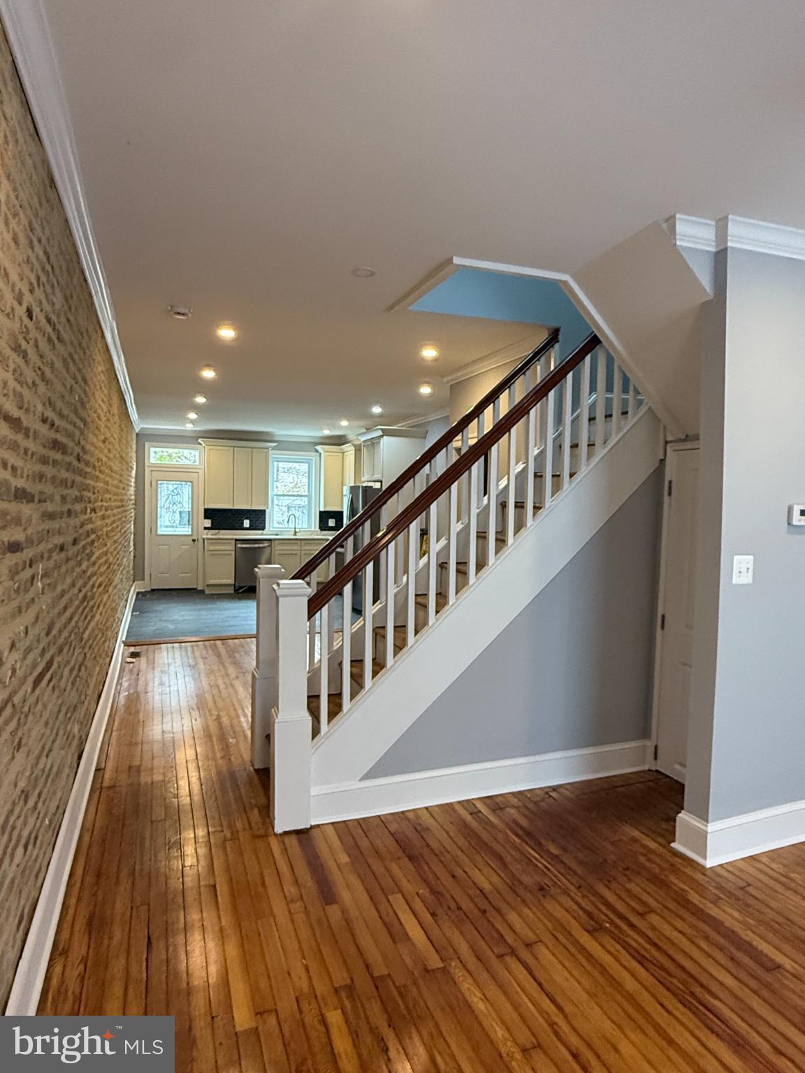 WASHINGTON VILLAGE - Residential