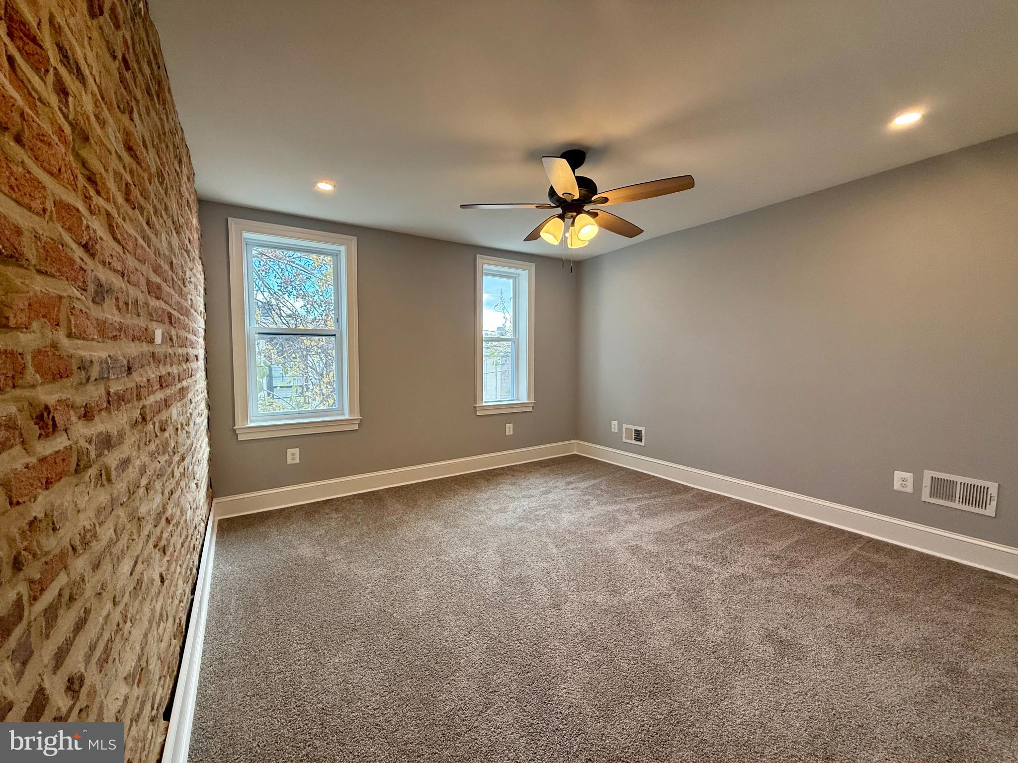 WASHINGTON VILLAGE - Residential