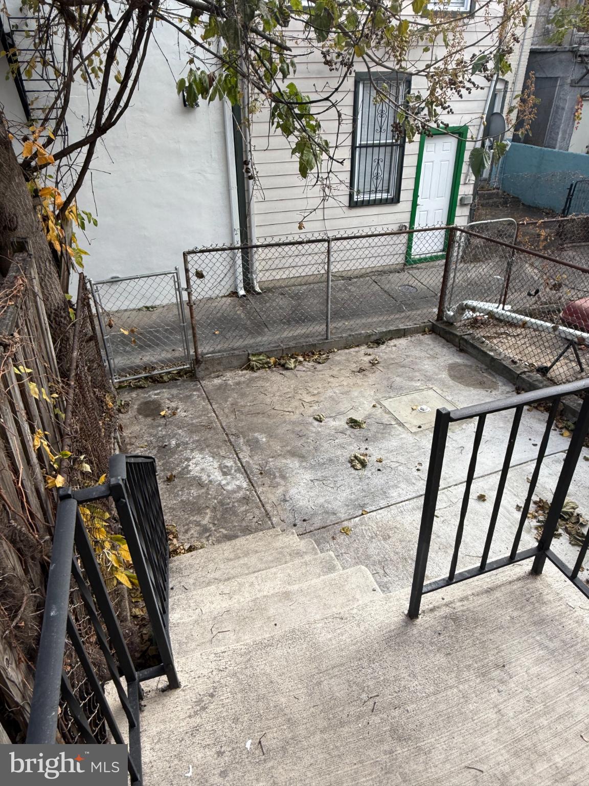 WASHINGTON VILLAGE - Residential