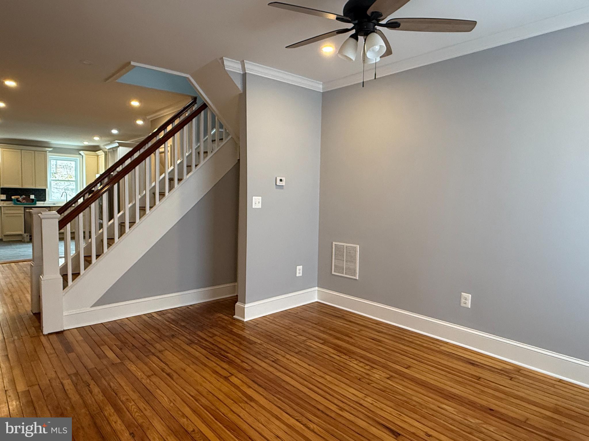 WASHINGTON VILLAGE - Residential