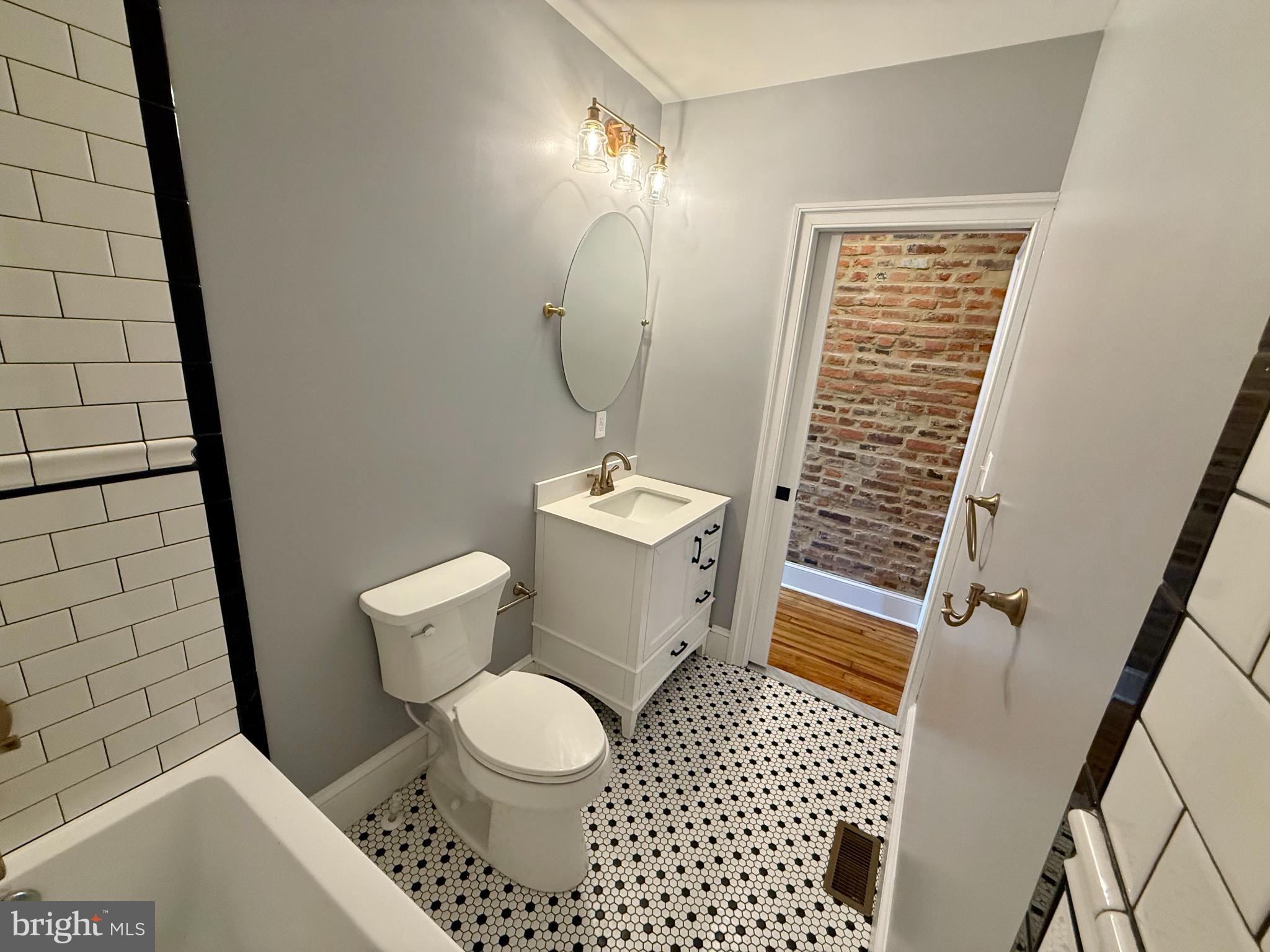 WASHINGTON VILLAGE - Residential