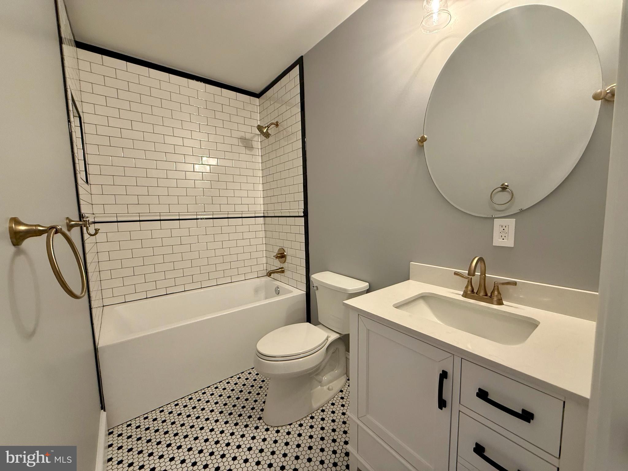 WASHINGTON VILLAGE - Residential