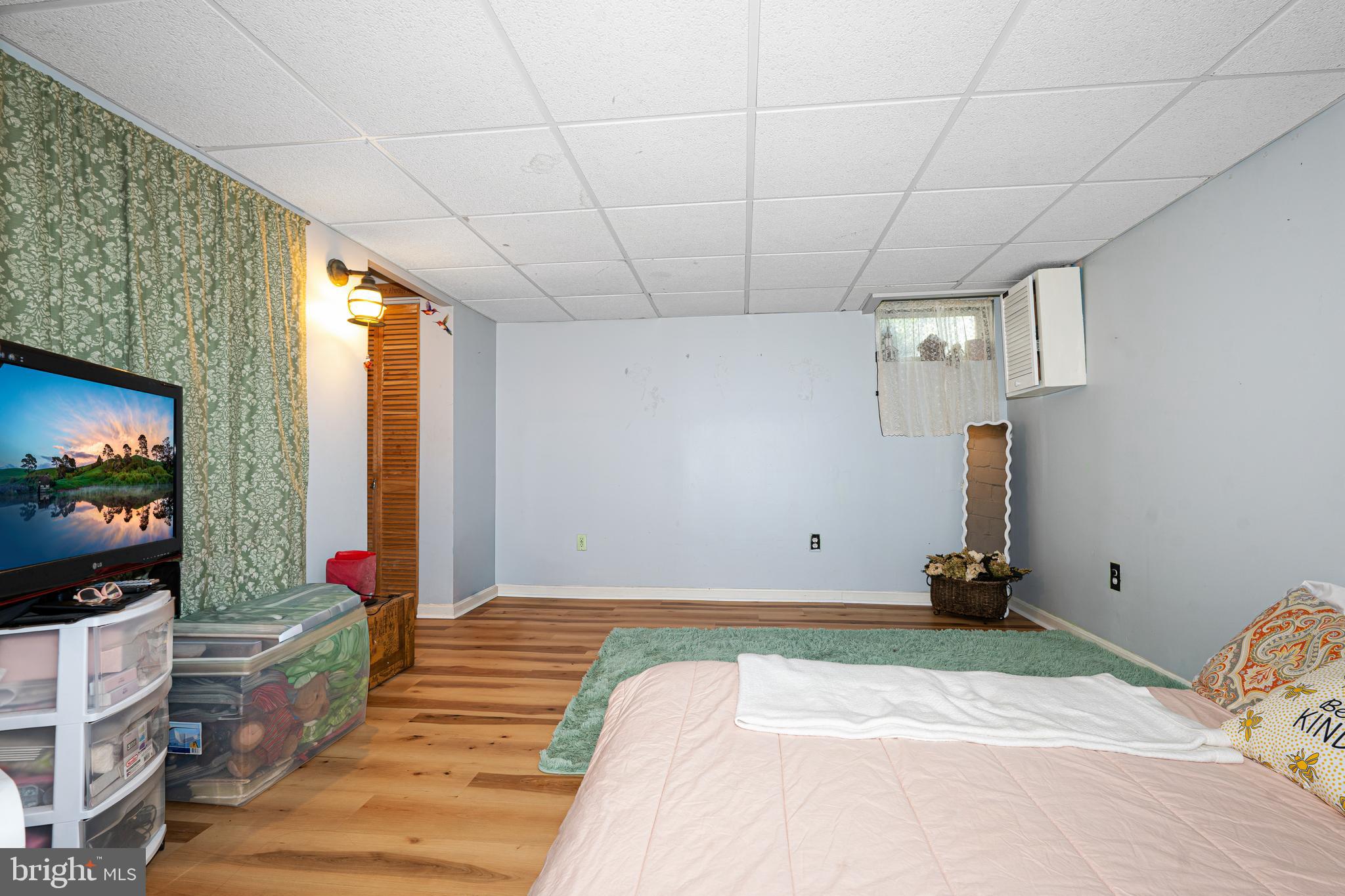 DUNDALK VILLAGE - Residential