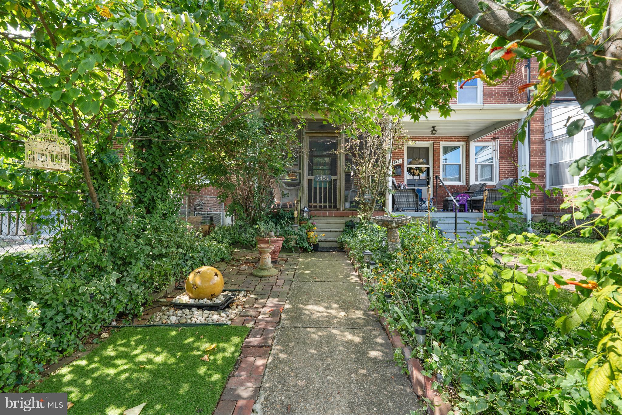 DUNDALK VILLAGE - Residential