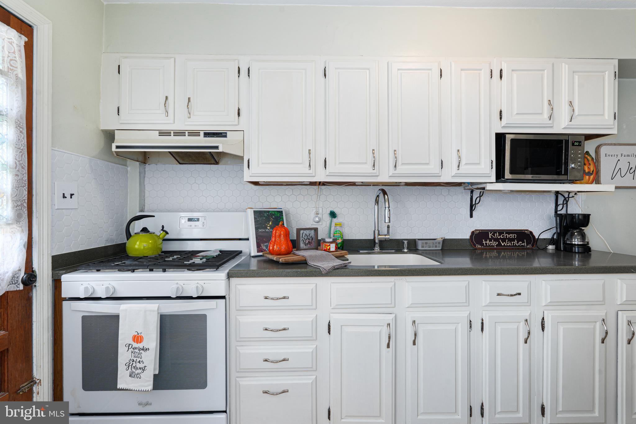 DUNDALK VILLAGE - Residential