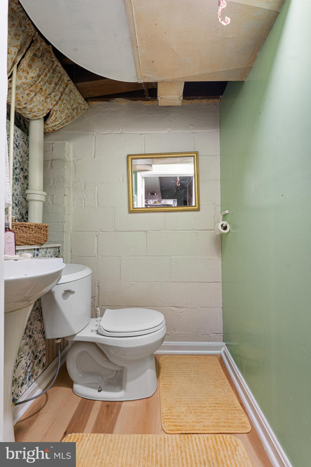 DUNDALK VILLAGE - Residential