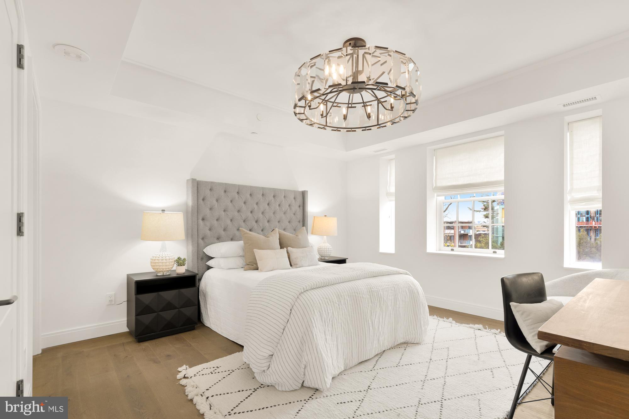WOODLEY PARK - Residential