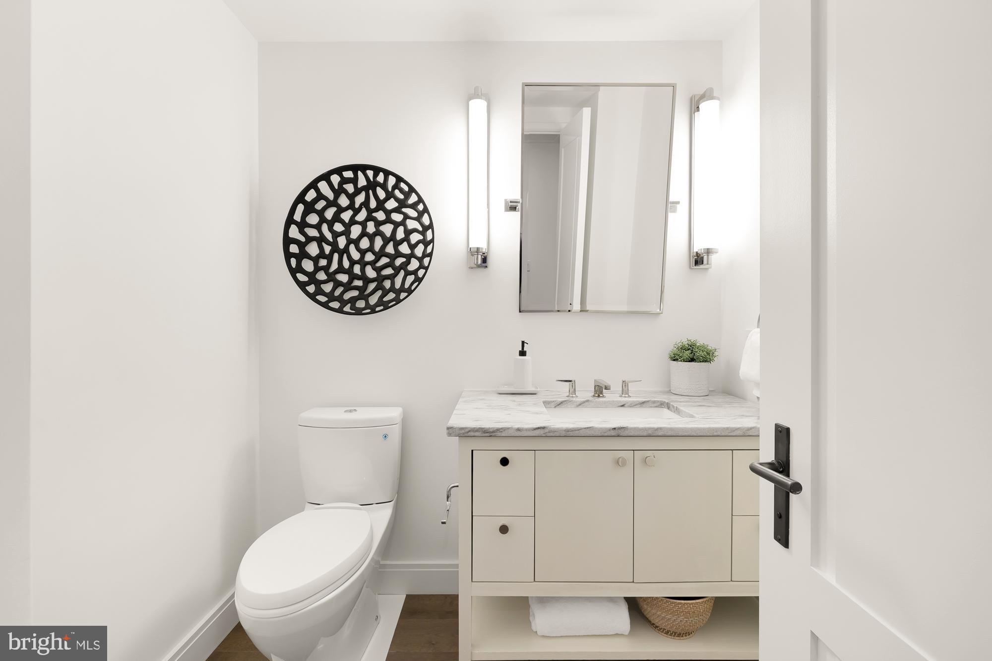 WOODLEY PARK - Residential