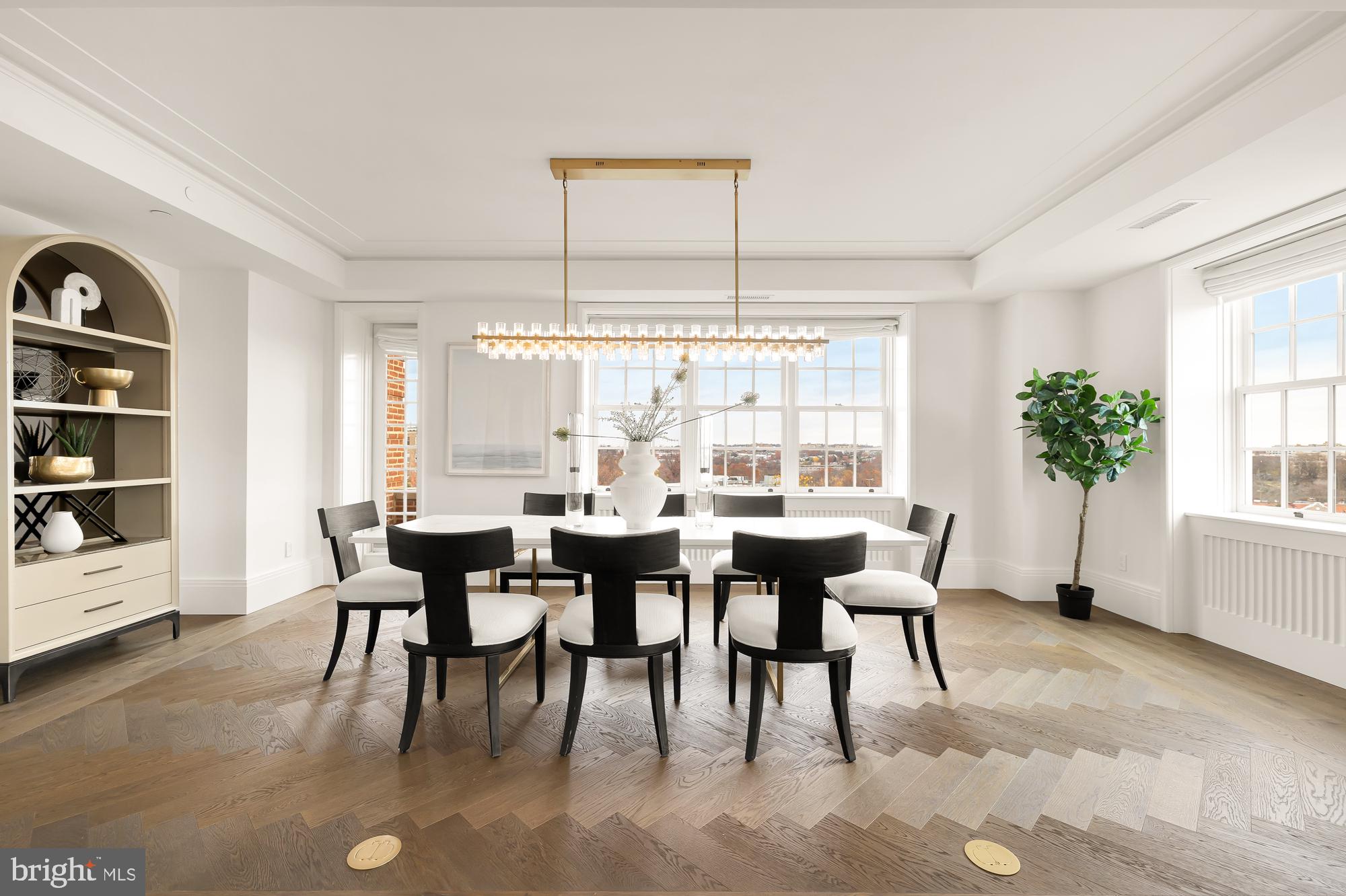 WOODLEY PARK - Residential