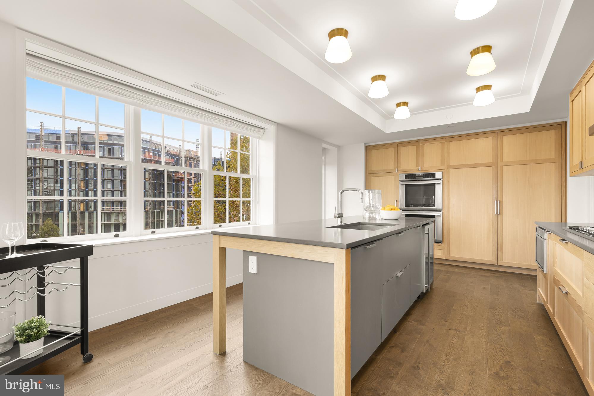 WOODLEY PARK - Residential