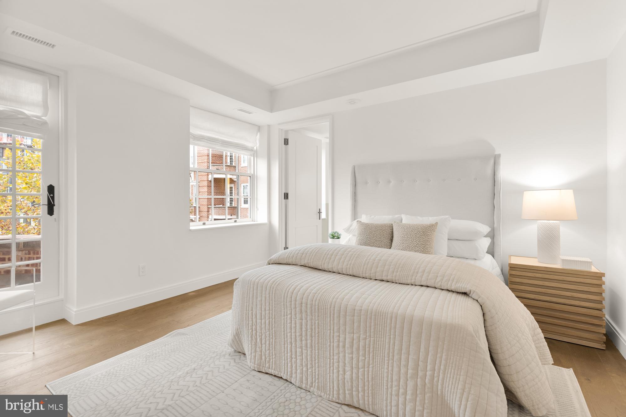 WOODLEY PARK - Residential