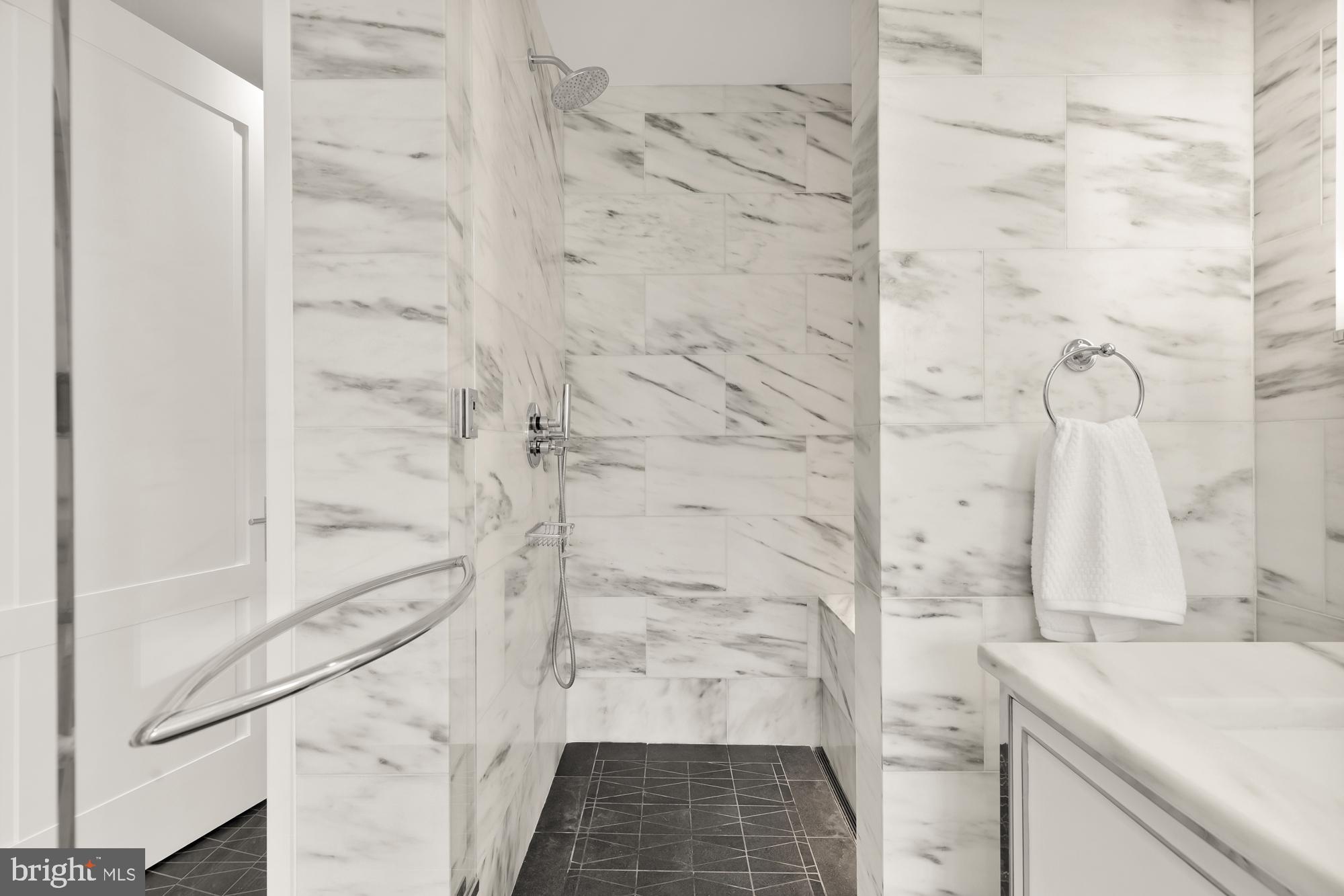 WOODLEY PARK - Residential