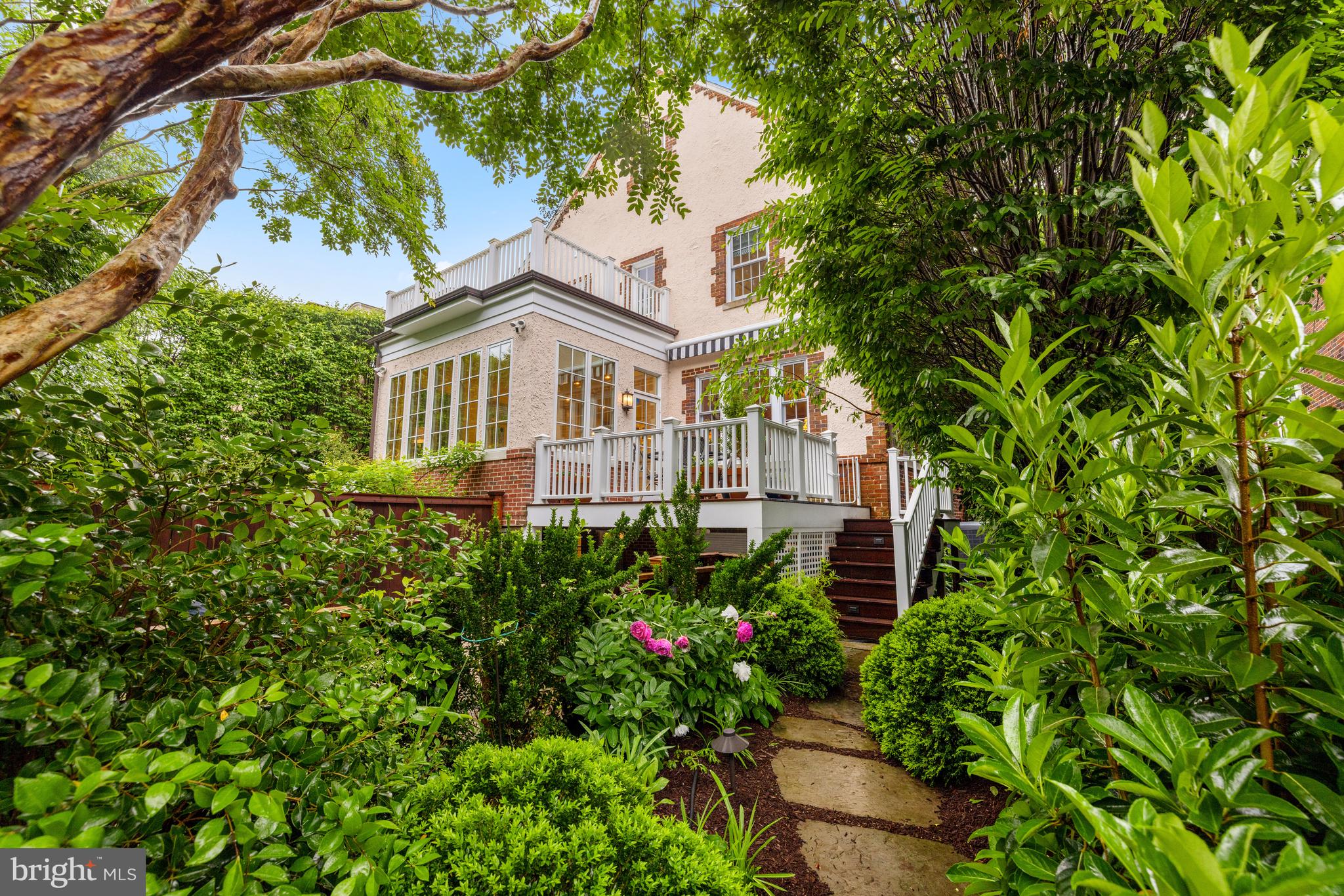 WOODLEY - Residential