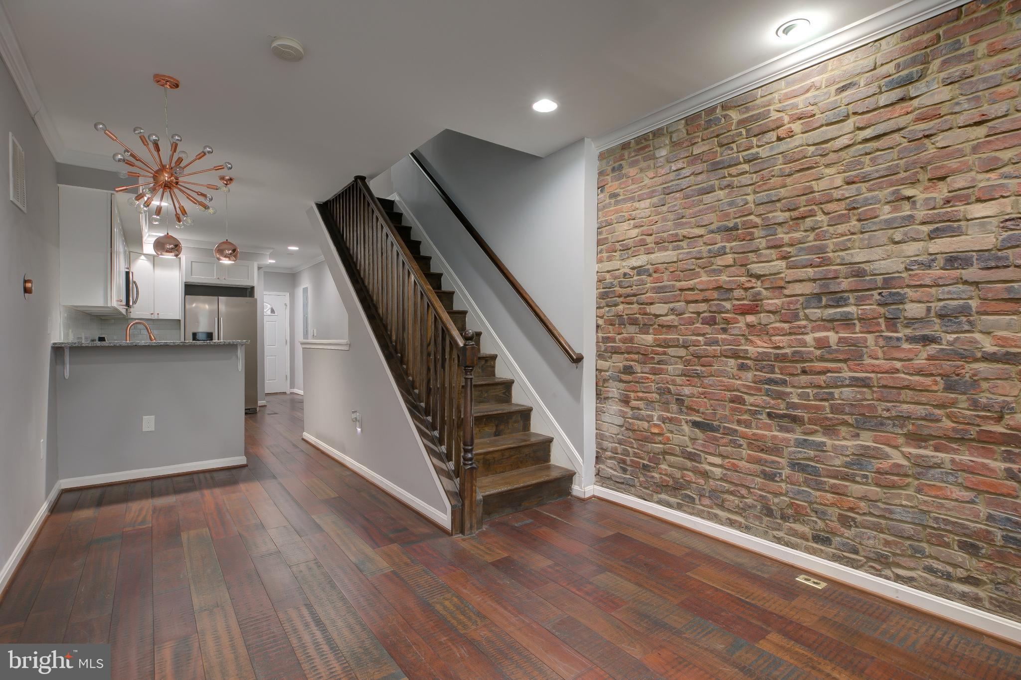 16 N BRADFORD STREET