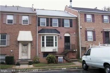 SARATOGA TOWNHOUSES - Residential Lease