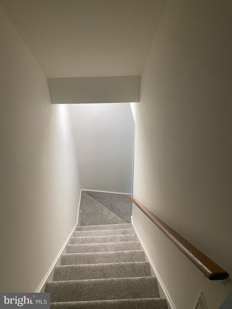 SARATOGA TOWNHOUSES - Residential Lease