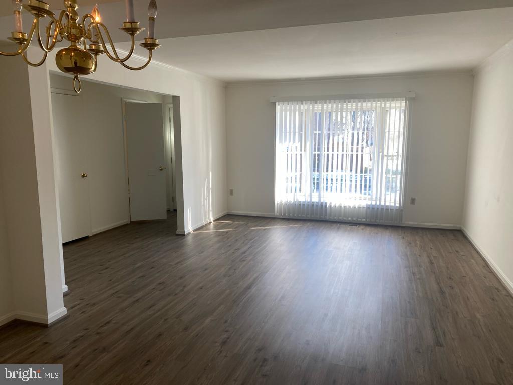 SARATOGA TOWNHOUSES - Residential Lease