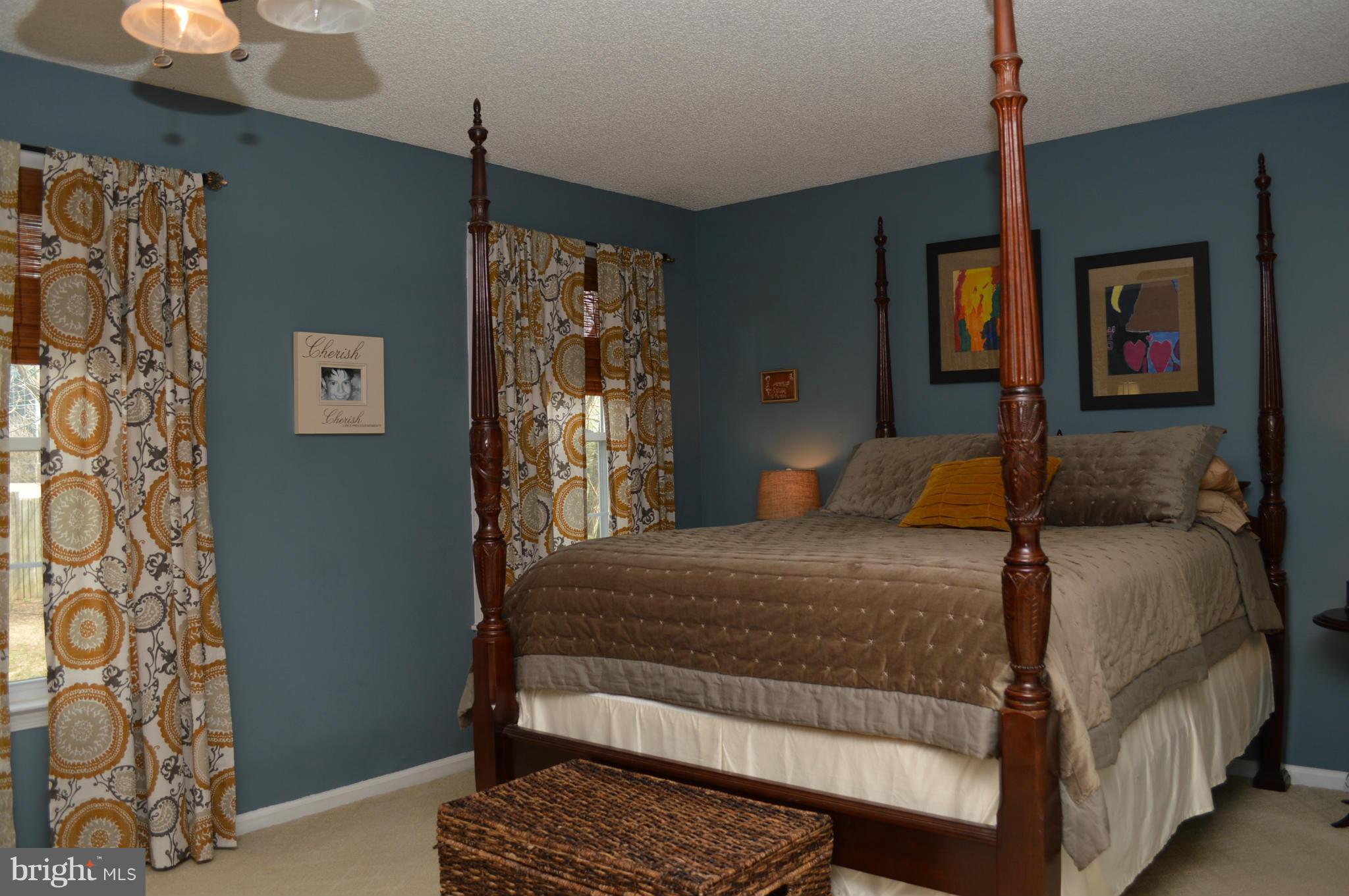 HUNT RIDGE - Residential