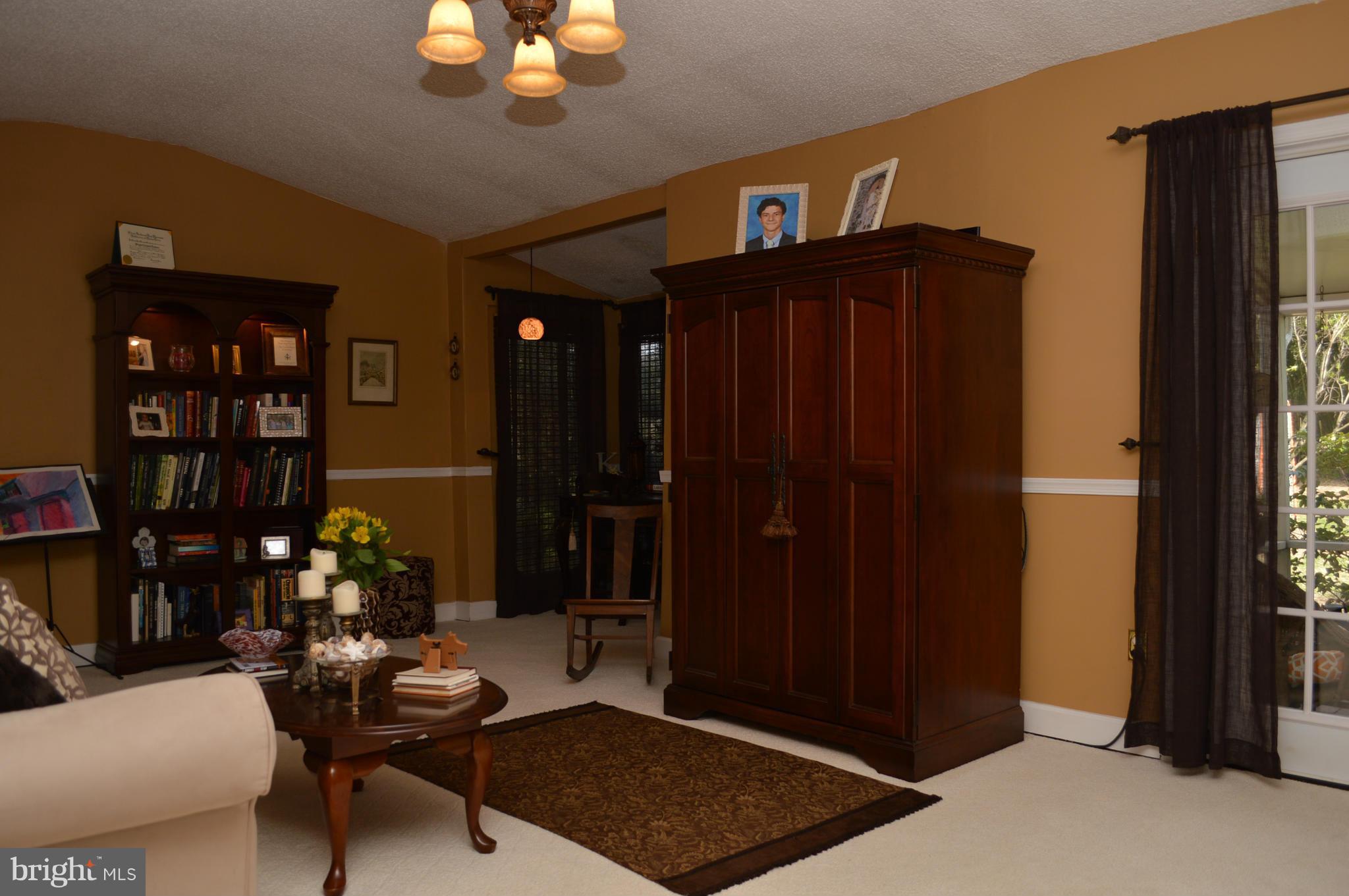 HUNT RIDGE - Residential