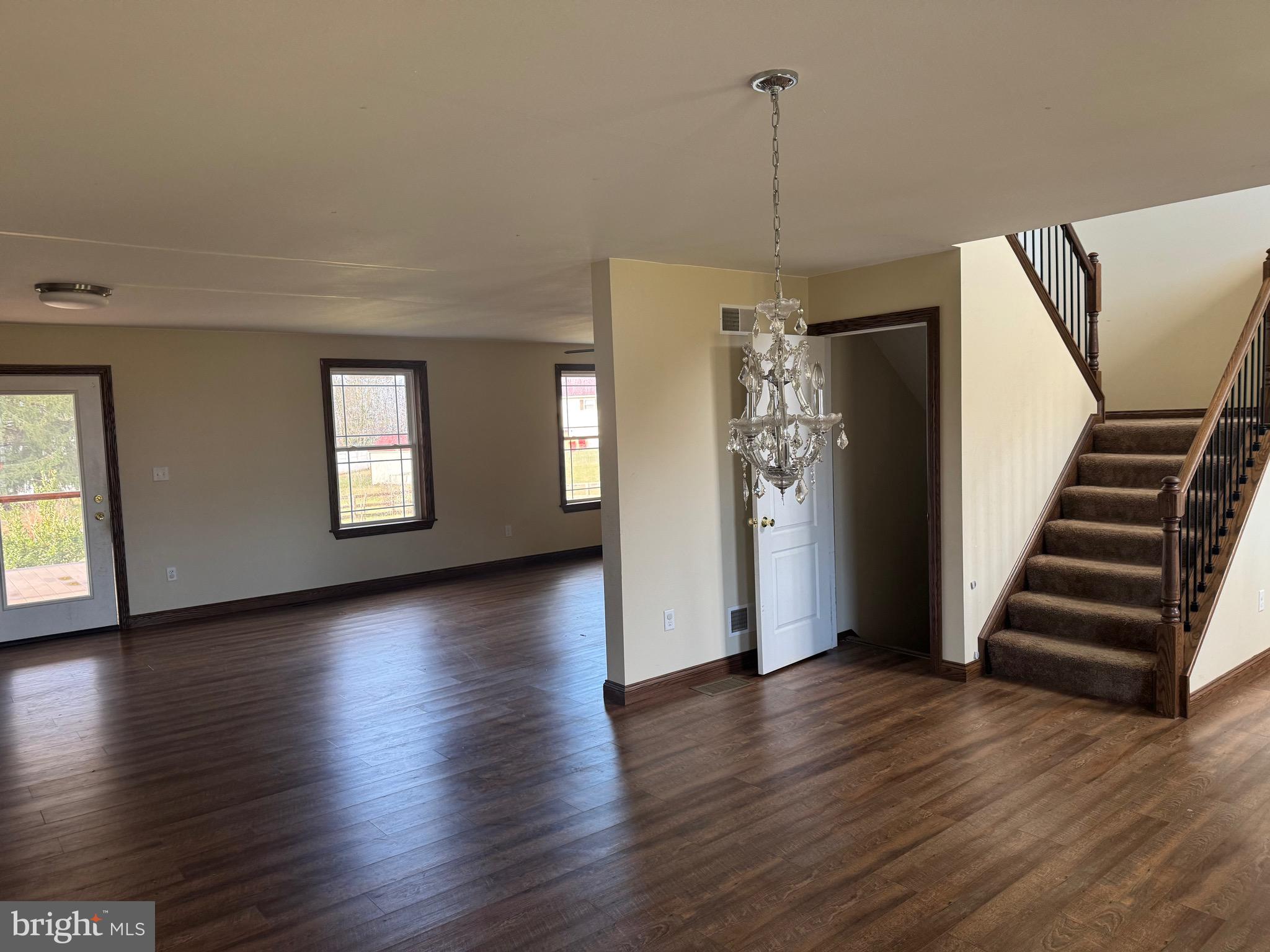 KESWICK HEIGHTS - Residential