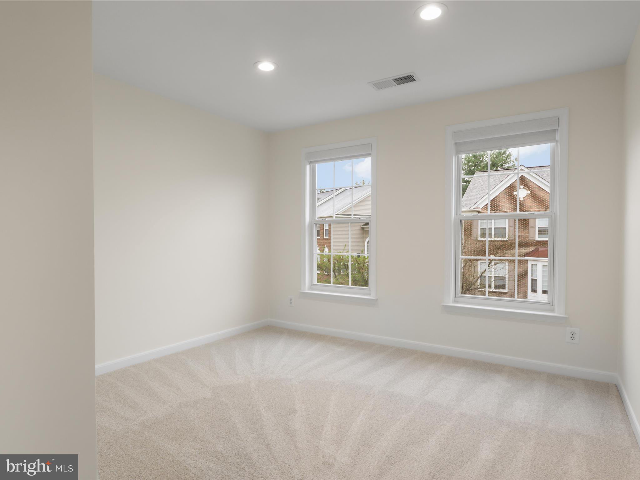 HUNTERS BRANCH - Residential