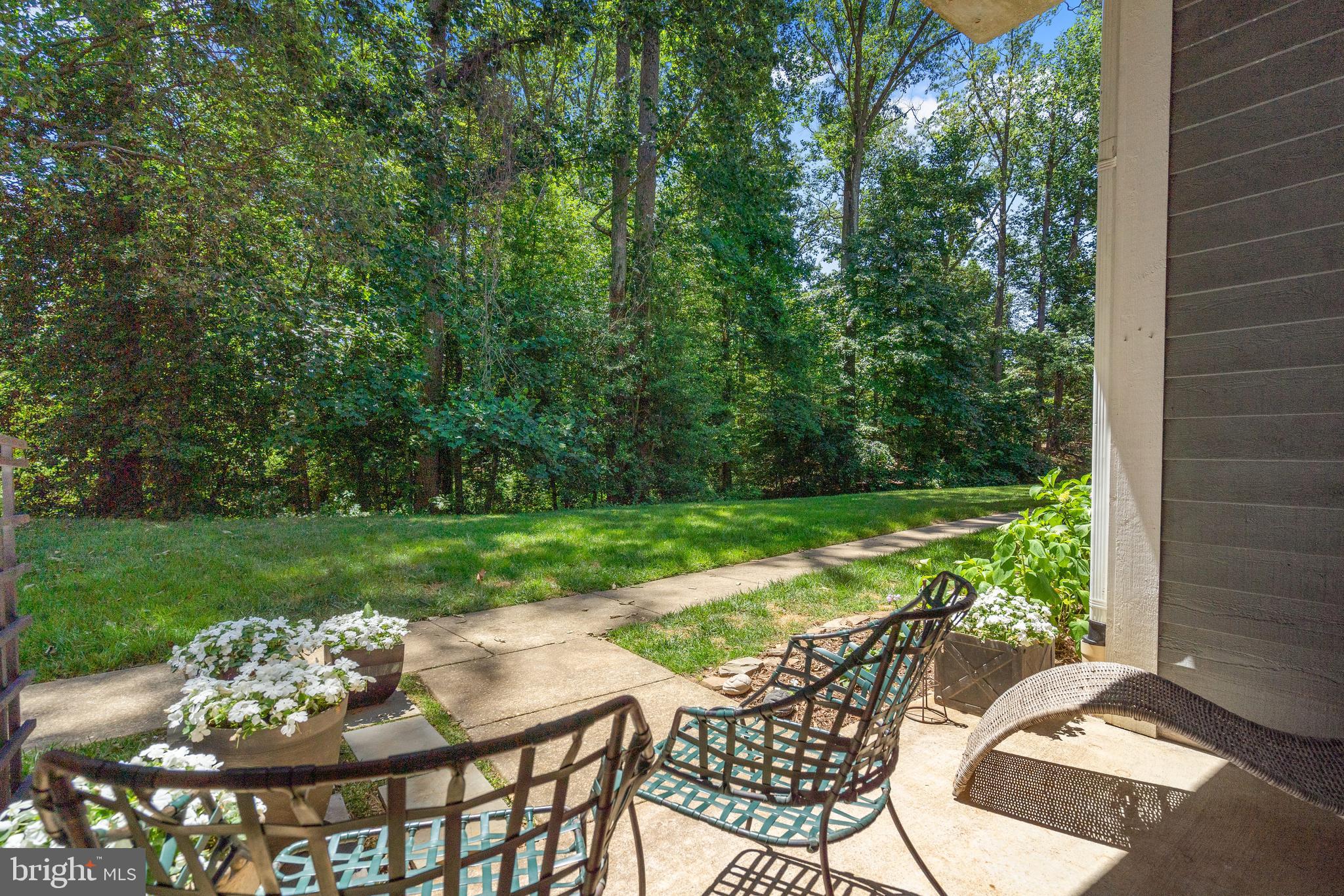 FAIRWAYS BAY HILLS CONDOMINIUMS - Residential