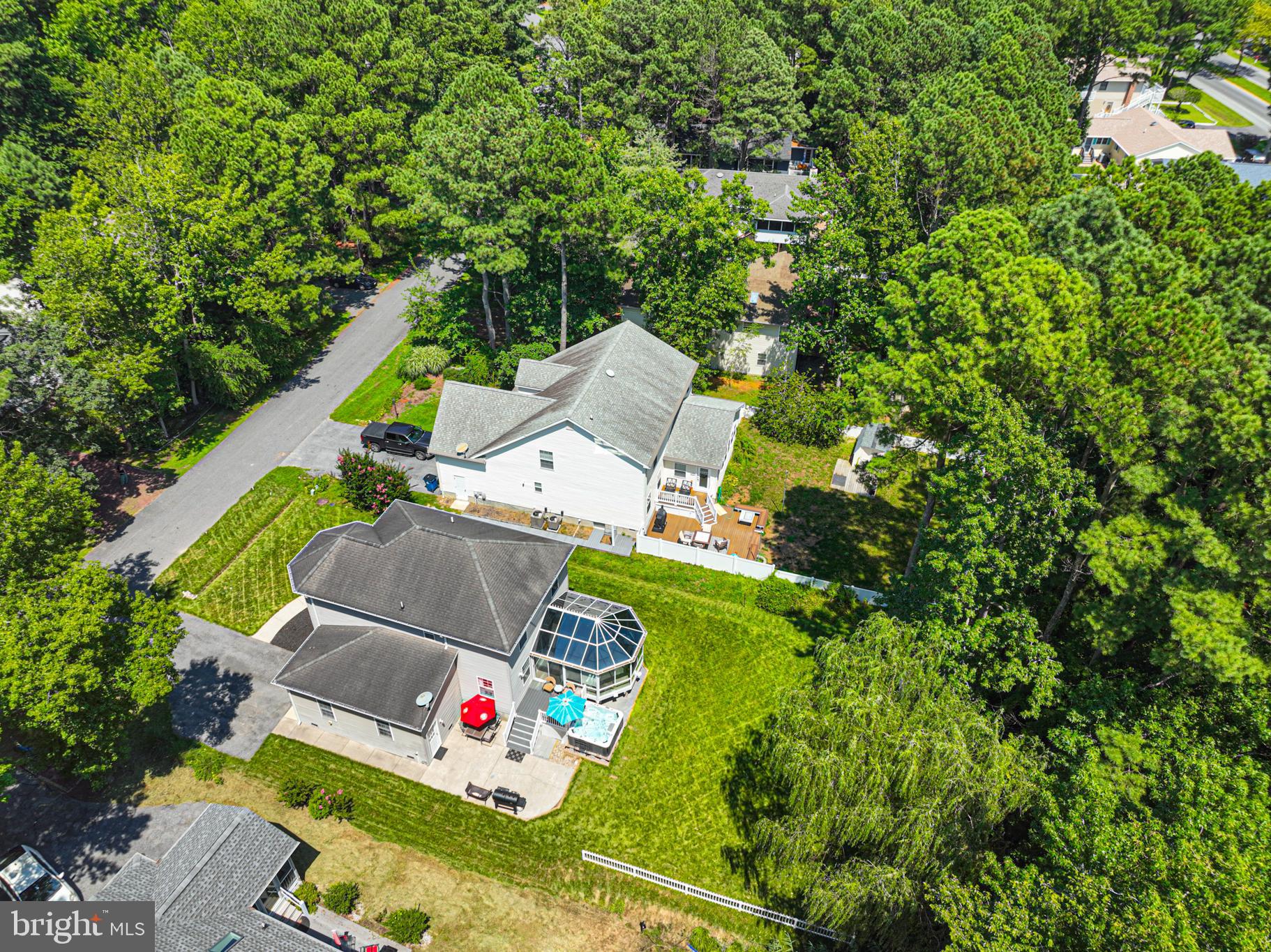 42 MARTINIQUE CIRCLE