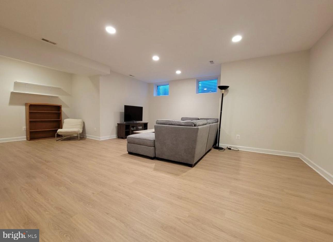 1418 44TH STREET NW B