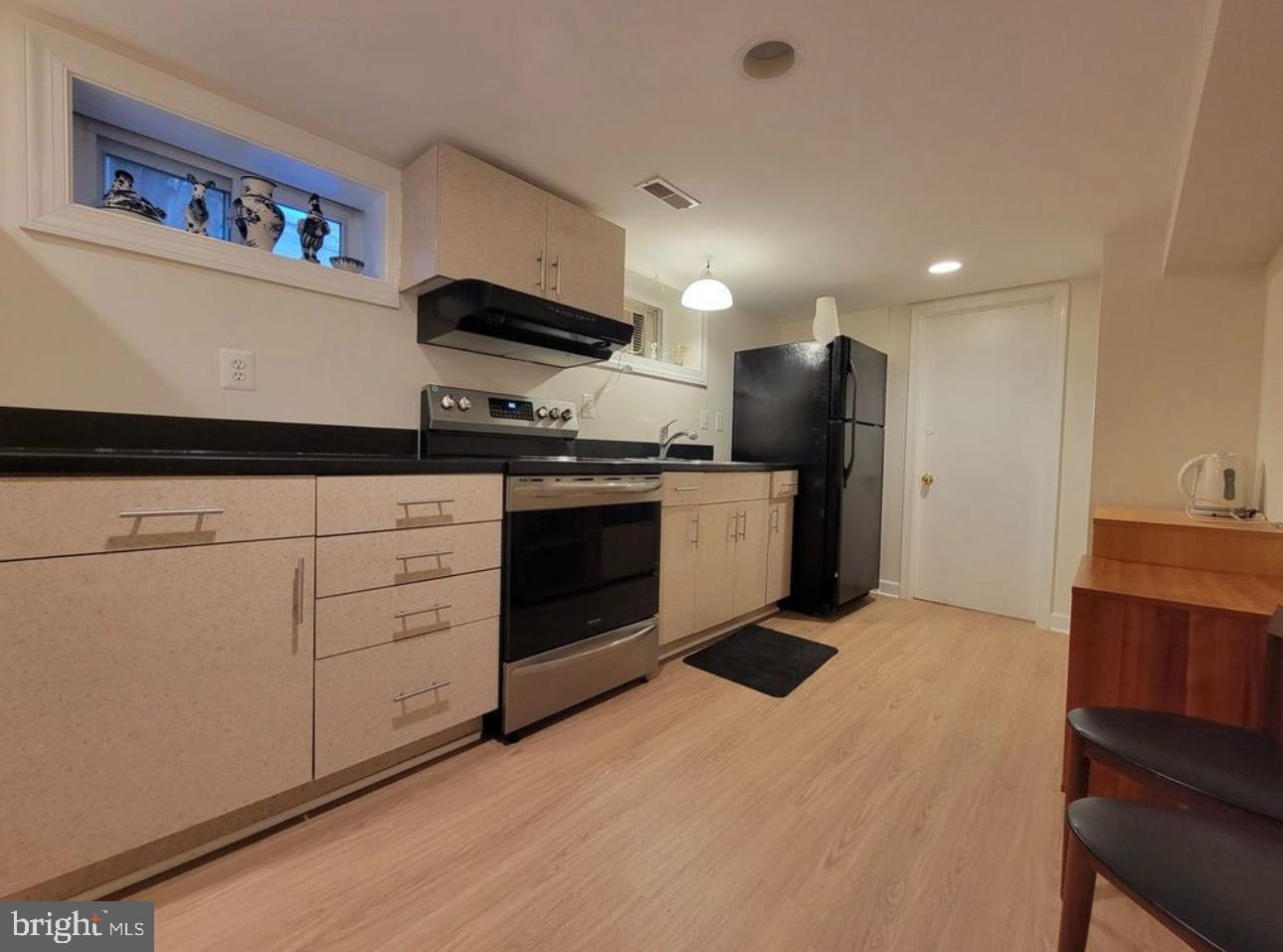 1418 44TH STREET NW B