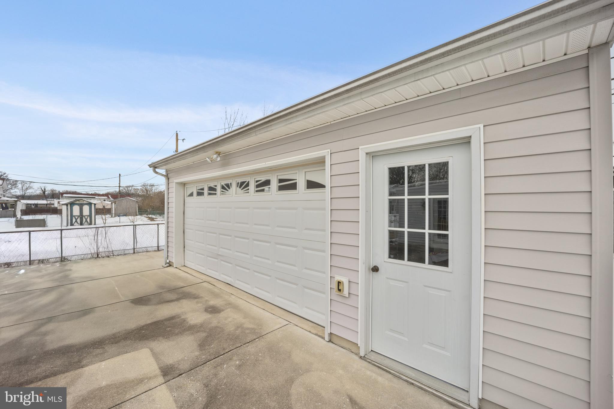 ROBSCOTT MANOR - Residential