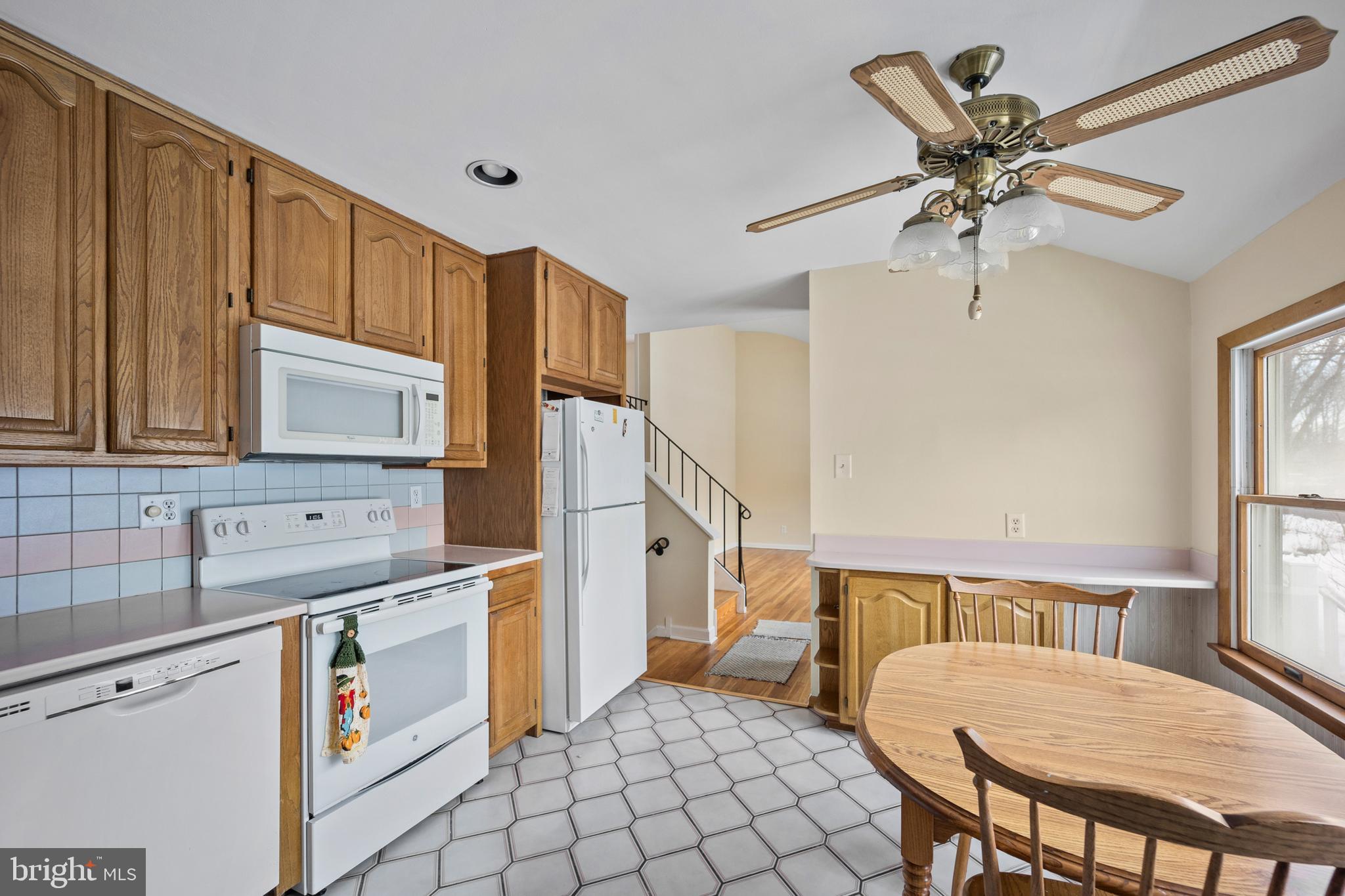 ROBSCOTT MANOR - Residential