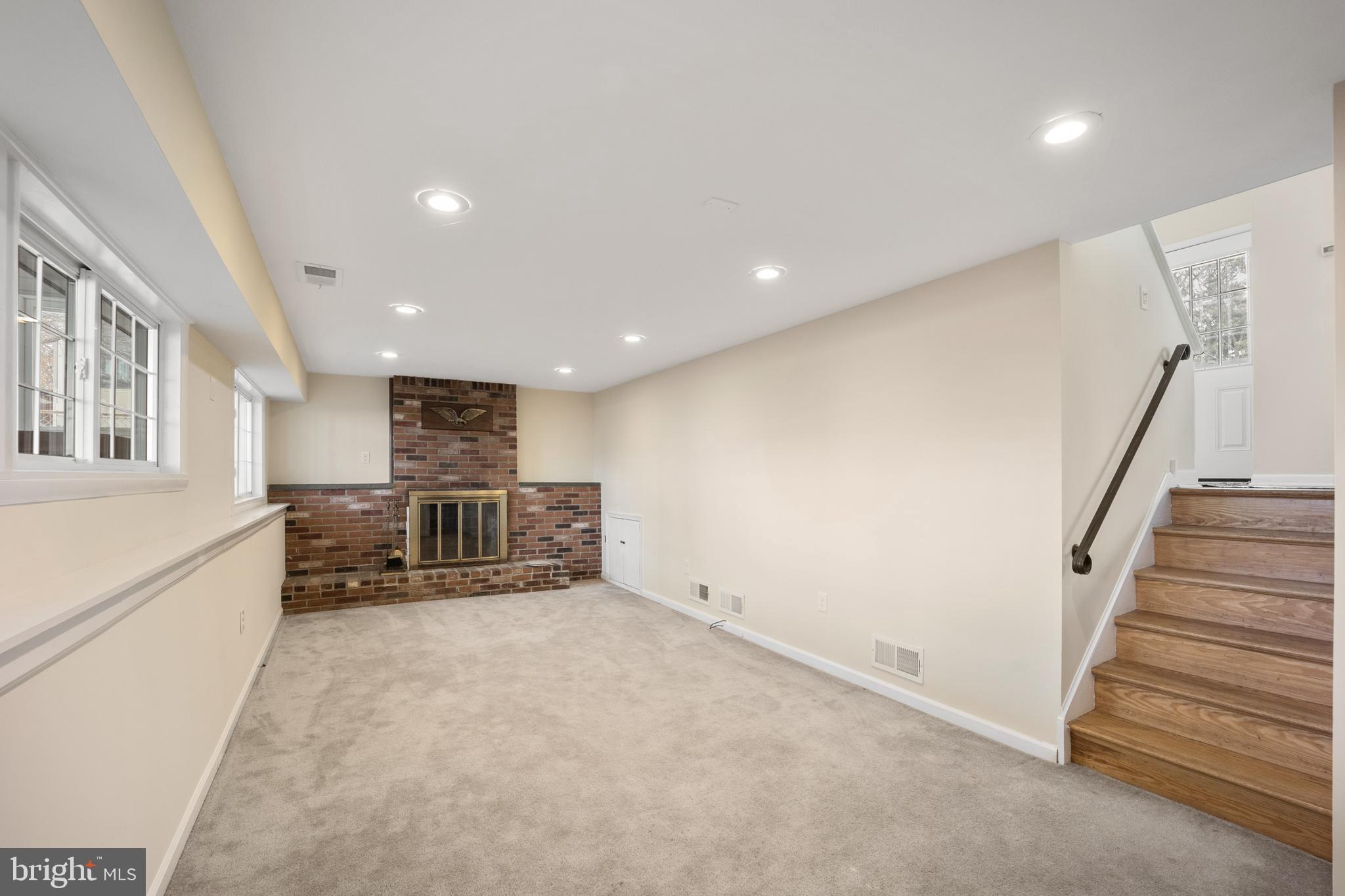 ROBSCOTT MANOR - Residential